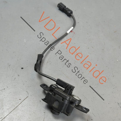 5Q0980546A 8W0971192 8W6853231C  Audi RS5 B9 Front Bumper Camera with mounting bracket 5Q0980546A 8W0971192 8W6853231C