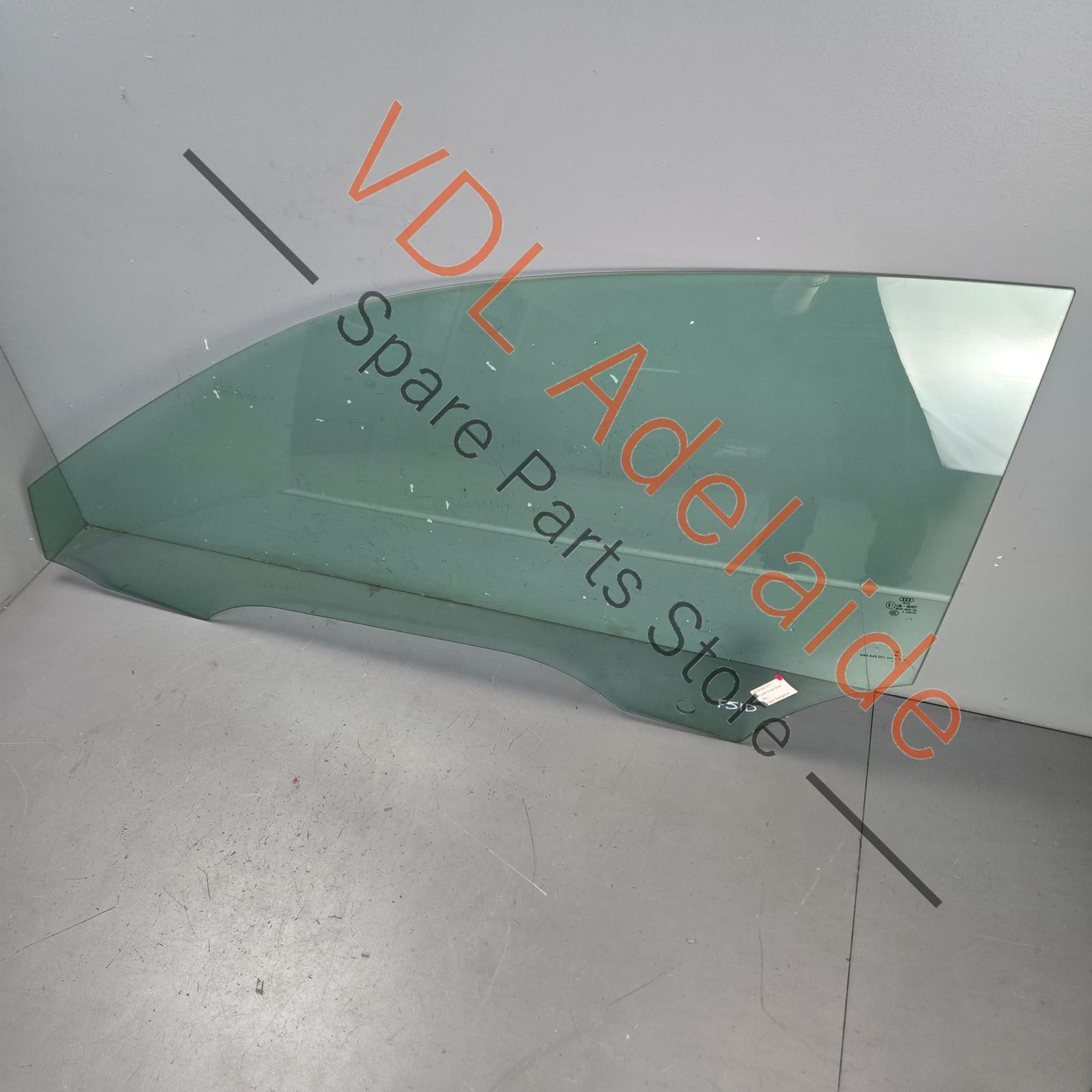 8W6845201 8W6845202A   Audi A5 S5 RS5 B9 Left Front Door Window Glass 8W6845201A