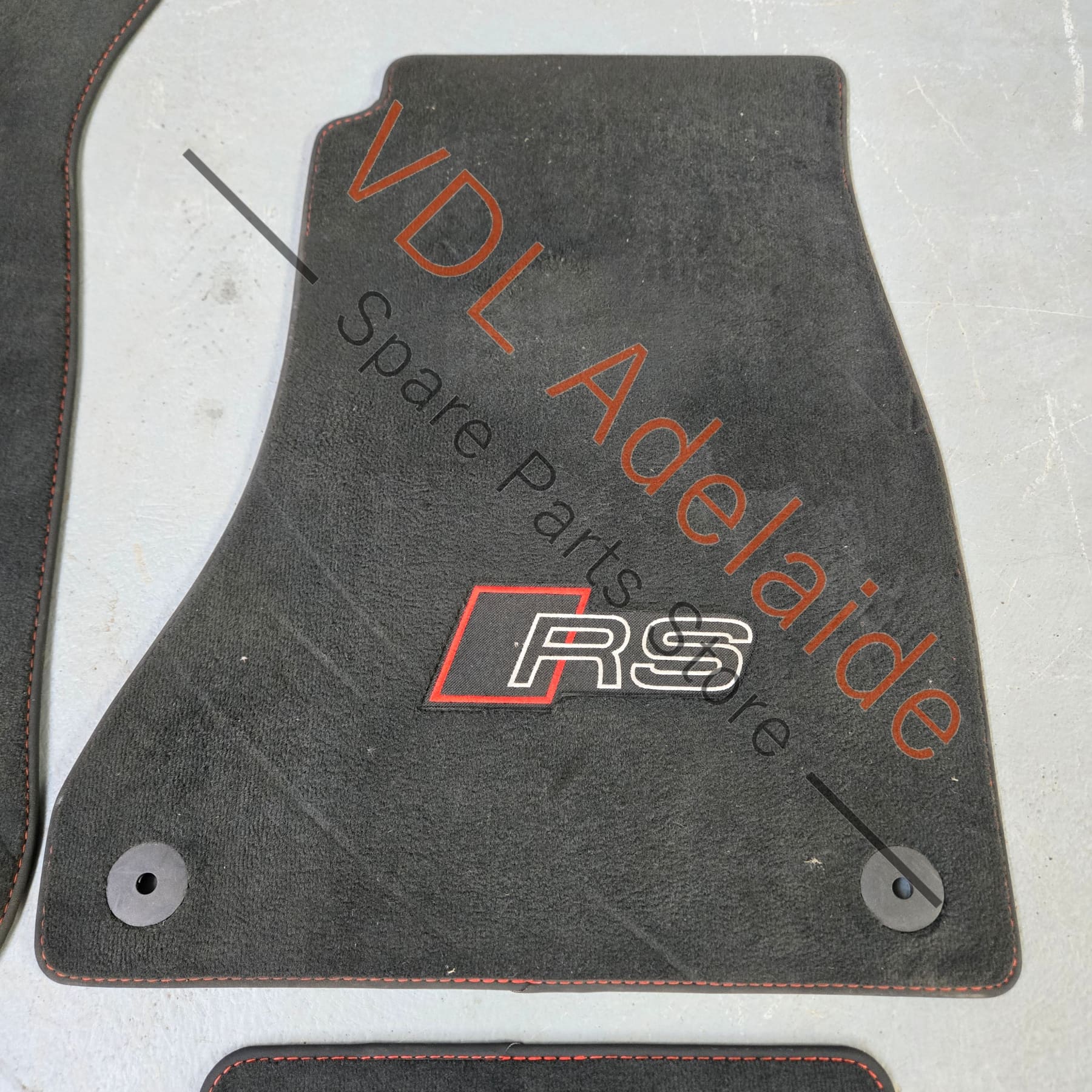 8W2863691CMUK 8W2863691CMUK   Audi RS5 B9 Set of Genuine Floor Mats Carpets 8W2863691C MUK