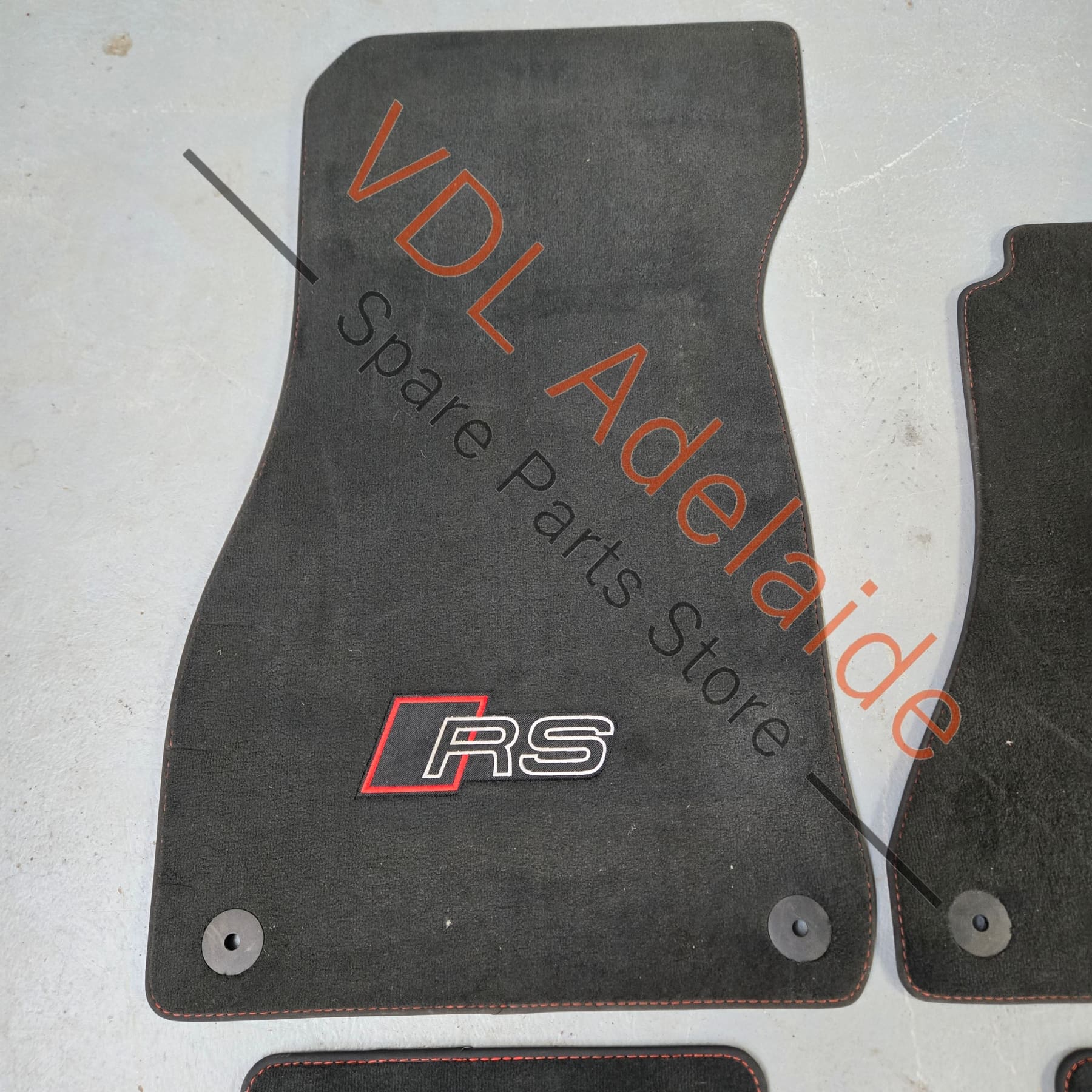 8W2863691CMUK 8W2863691CMUK   Audi RS5 B9 Set of Genuine Floor Mats Carpets 8W2863691C MUK