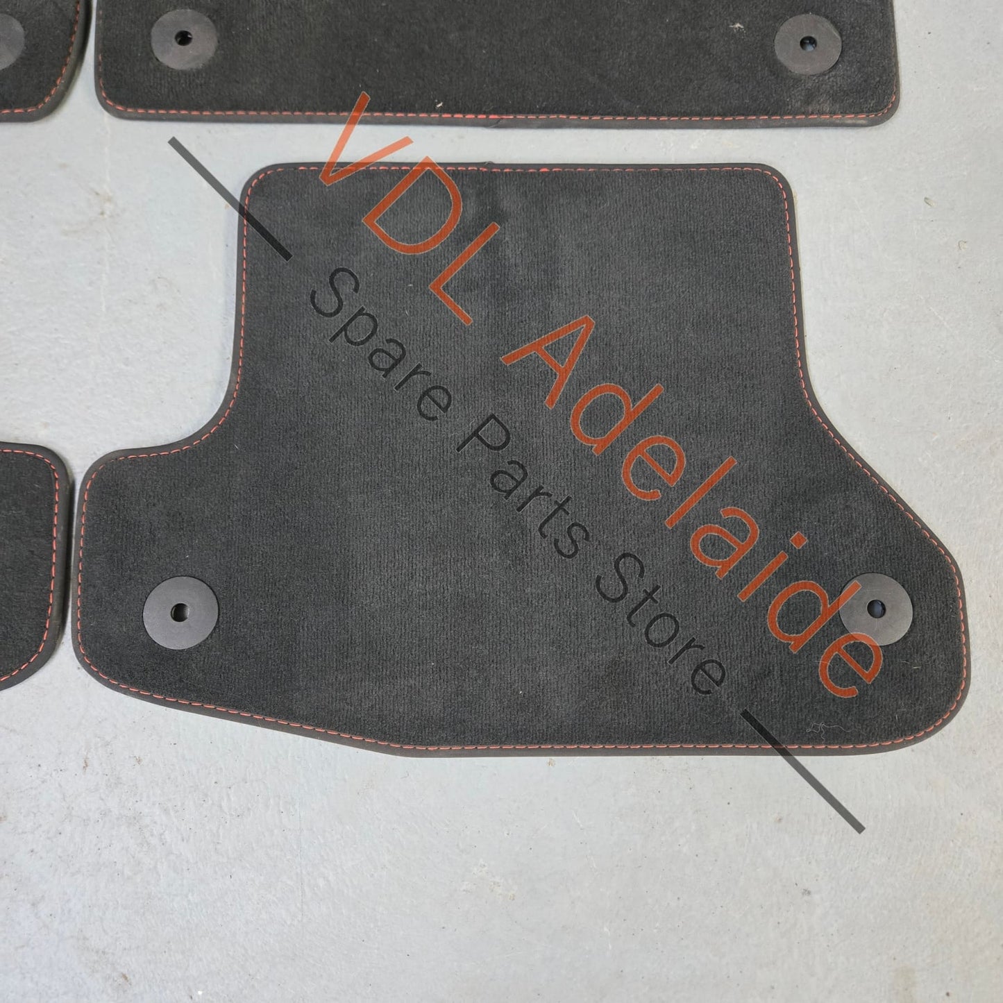 8W2863691CMUK 8W2863691CMUK   Audi RS5 B9 Set of Genuine Floor Mats Carpets 8W2863691C MUK