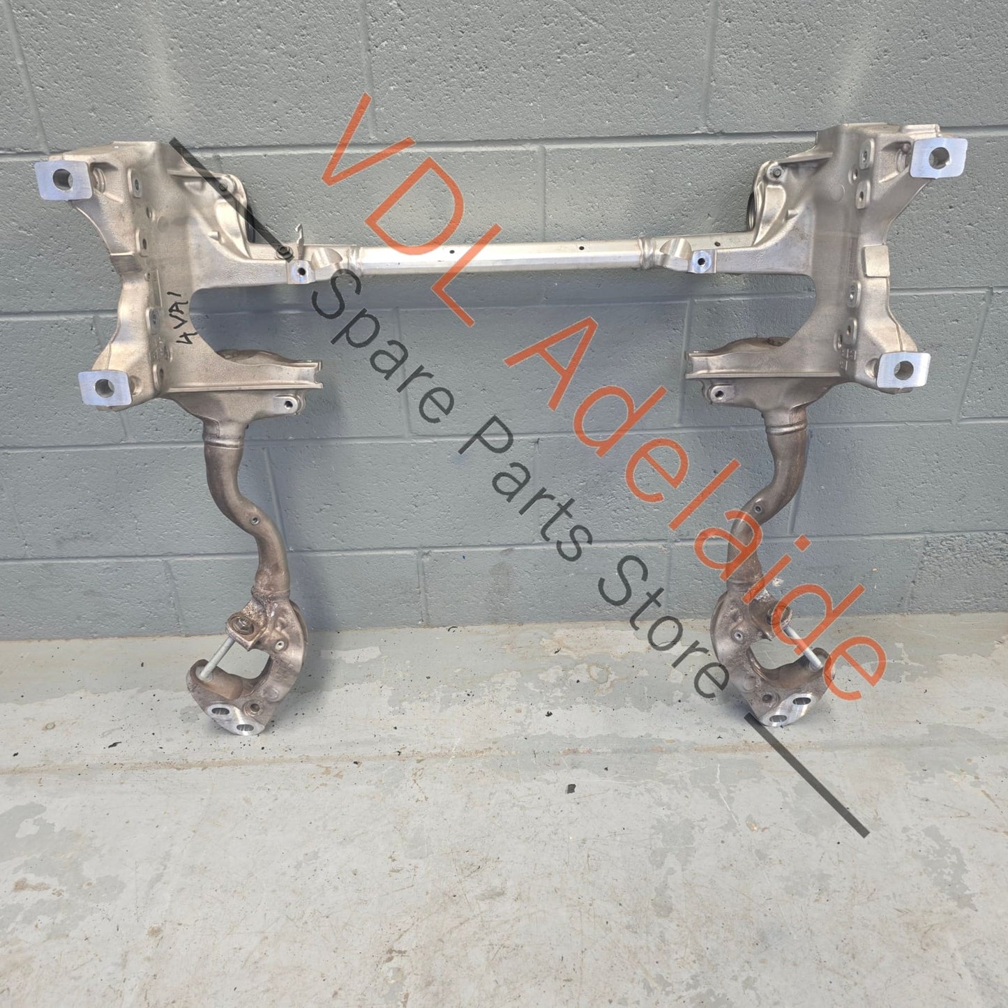4M0399315Q    Bentley Bentayga Audi Q7 V6 V8 Front Subframe K Frame Engine Mount 4M0399315Q