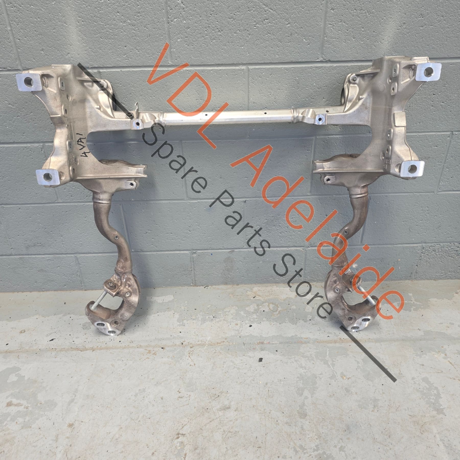 4M0399315Q    Bentley Bentayga Audi Q7 V6 V8 Front Subframe K Frame Engine Mount 4M0399315Q
