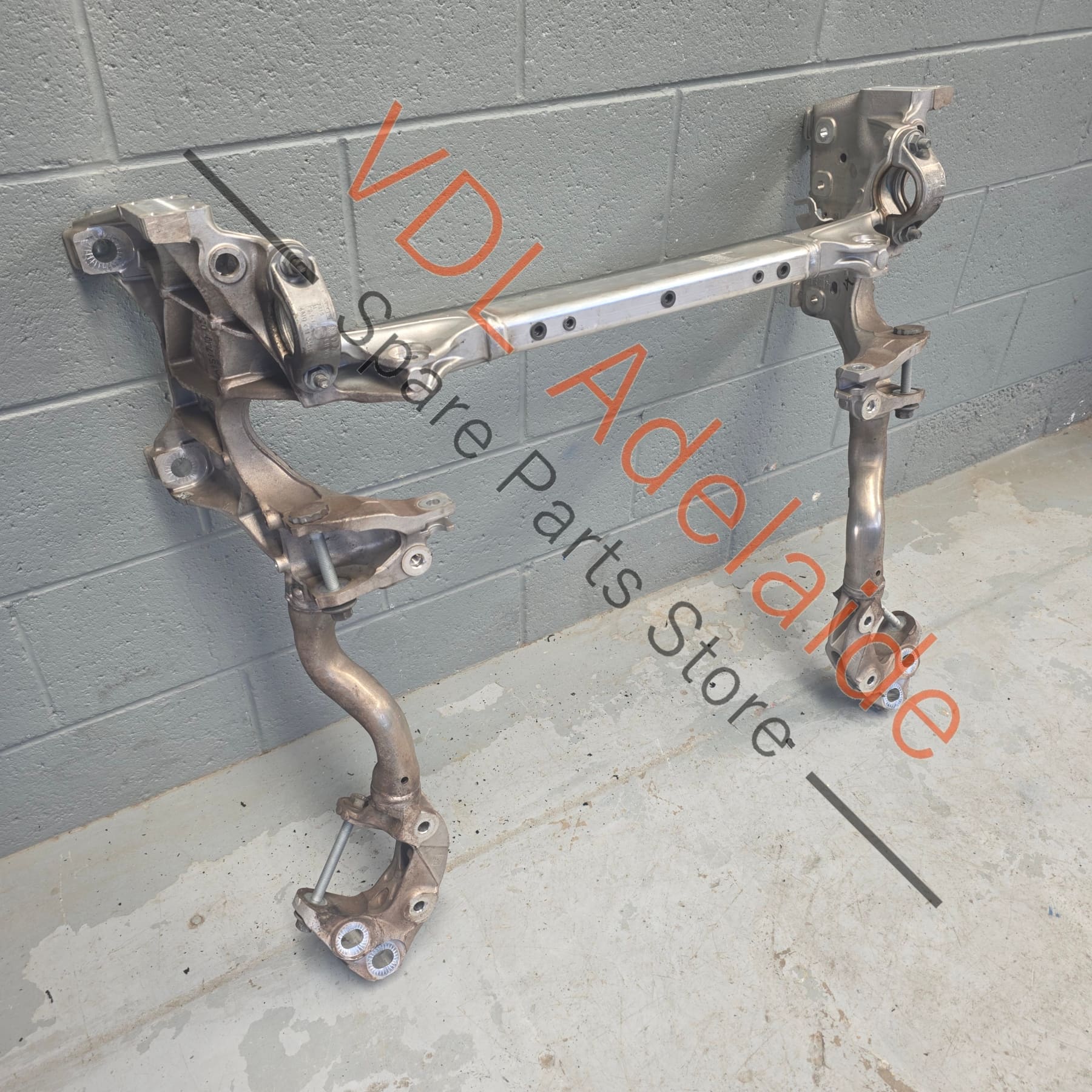 4M0399315Q    Bentley Bentayga Audi Q7 V6 V8 Front Subframe K Frame Engine Mount 4M0399315Q