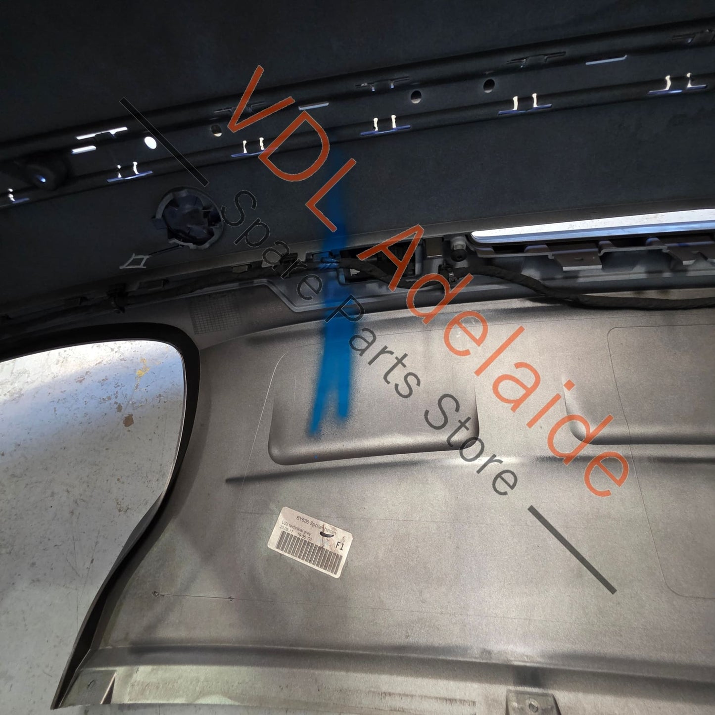 36A807511C 36A807521   Bentley Bentayga 4V Rear Bumper Cover & Diffuser
