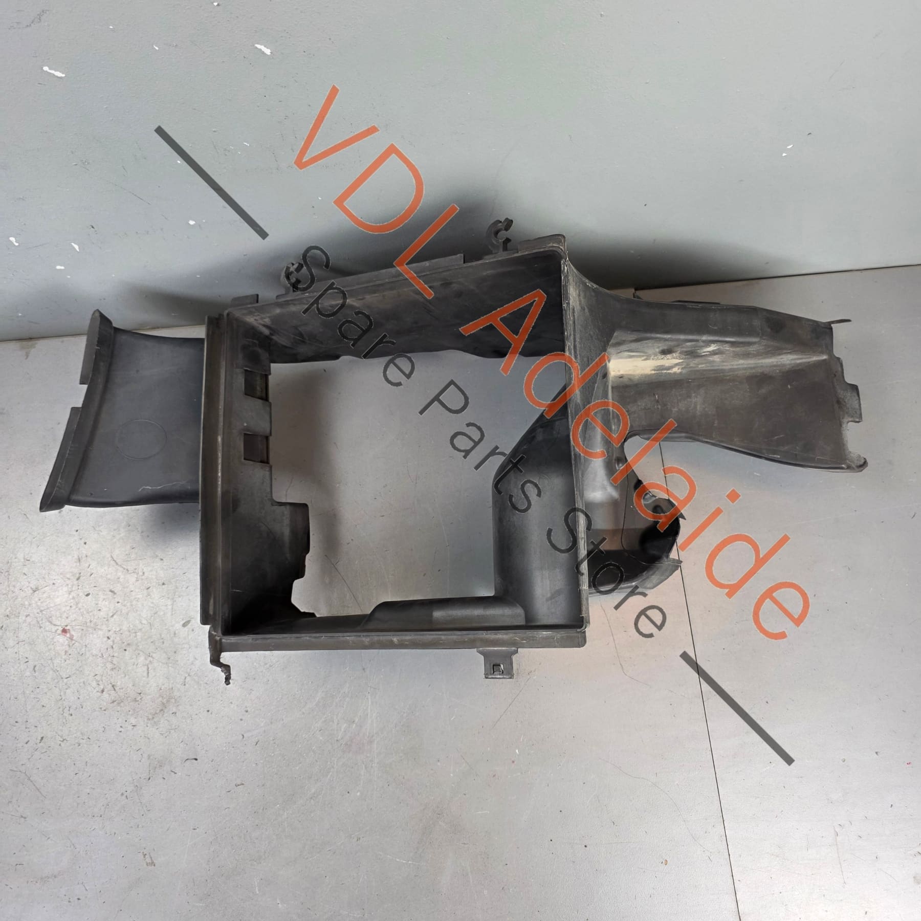 36A117340    Bentley Bentayga V8 Right Side Radiator Air Duct Guide 36A117340