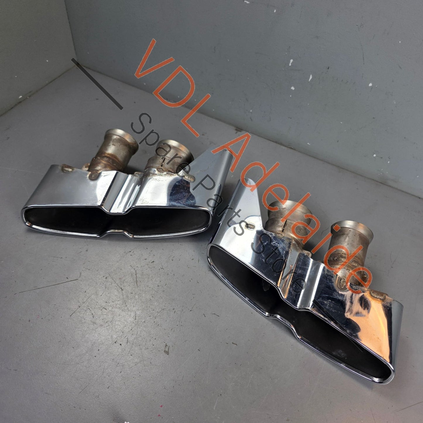36A253681A 36A253682A   Bentley Bentayga Set of Chrome Tail Pipe Trim Exhaust Outlets 36A253682A 36A253681A