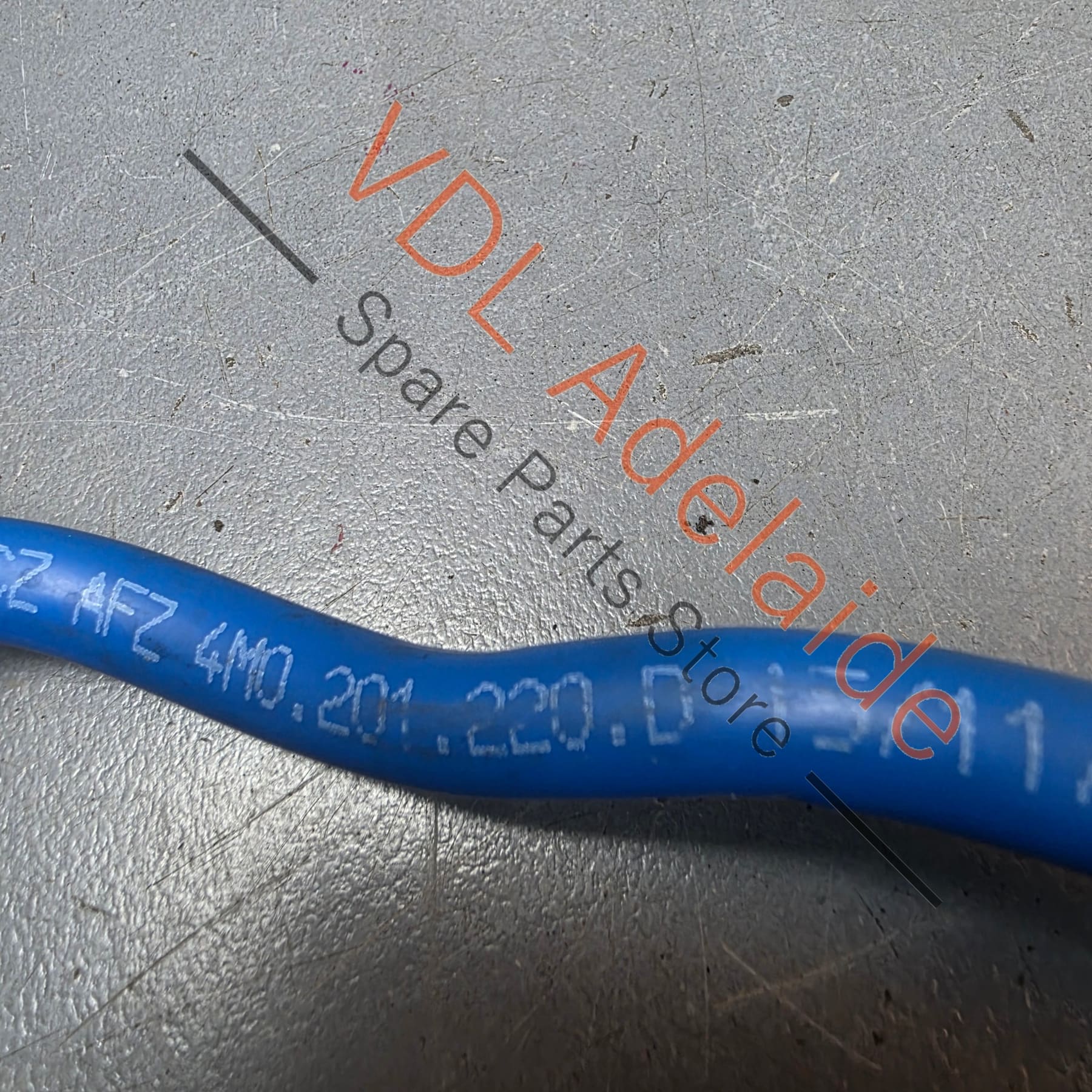 4M0201220D    Audi Q7 4M Fuel Feed Line 4M0201220D Touareg Bentayga Cayenne