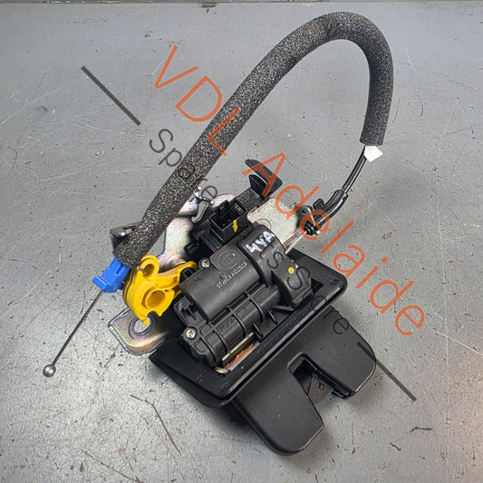 4M0827506D    Bentley Bentayga Audi A4 S4 B9 Q5 Q7 Avant Wagon Boot Lid Lock 4M0827506D