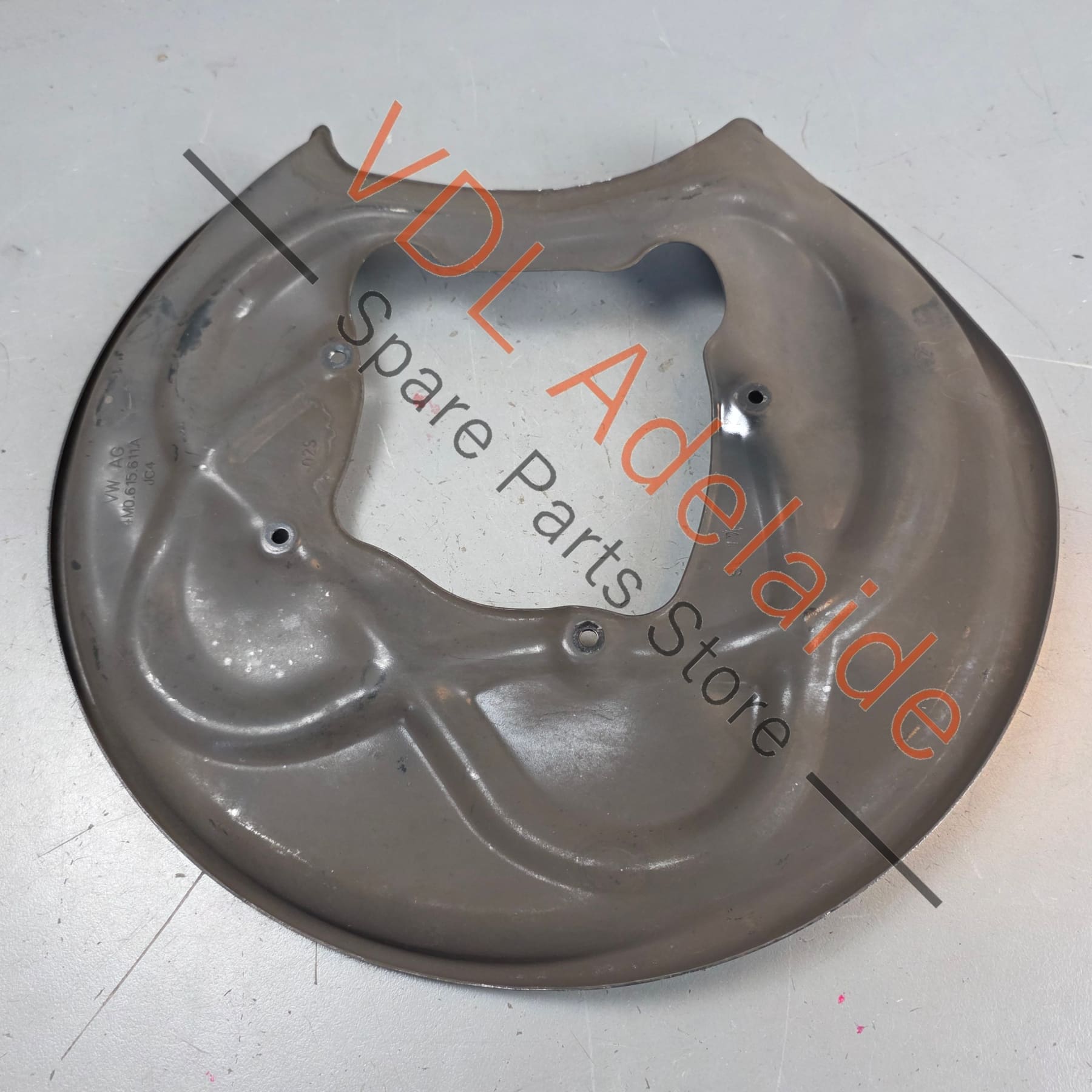 4M0615611A    Bentley Bentayga Rear Left Brake Disc Cover Guard 4M0615611A
