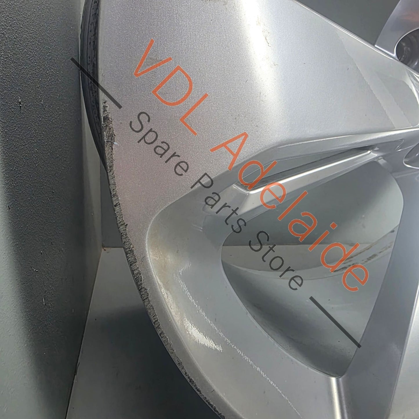 36A601025AA 36A601025AH 36A601025J 36A601025AN Bentley Bentayga 22in x 10in Alloy Wheel for Right Side 36A601025AA #01