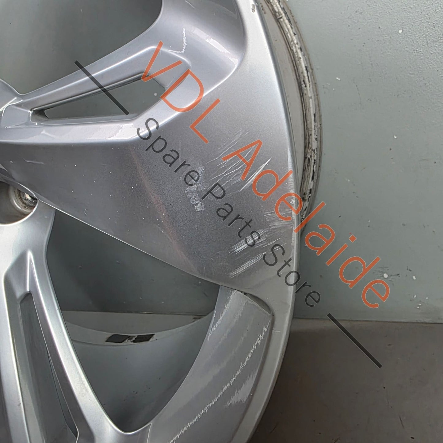 36A601025AA 36A601025AH 36A601025J 36A601025AN Bentley Bentayga 22in x 10in Alloy Wheel for Right Side 36A601025AA #04