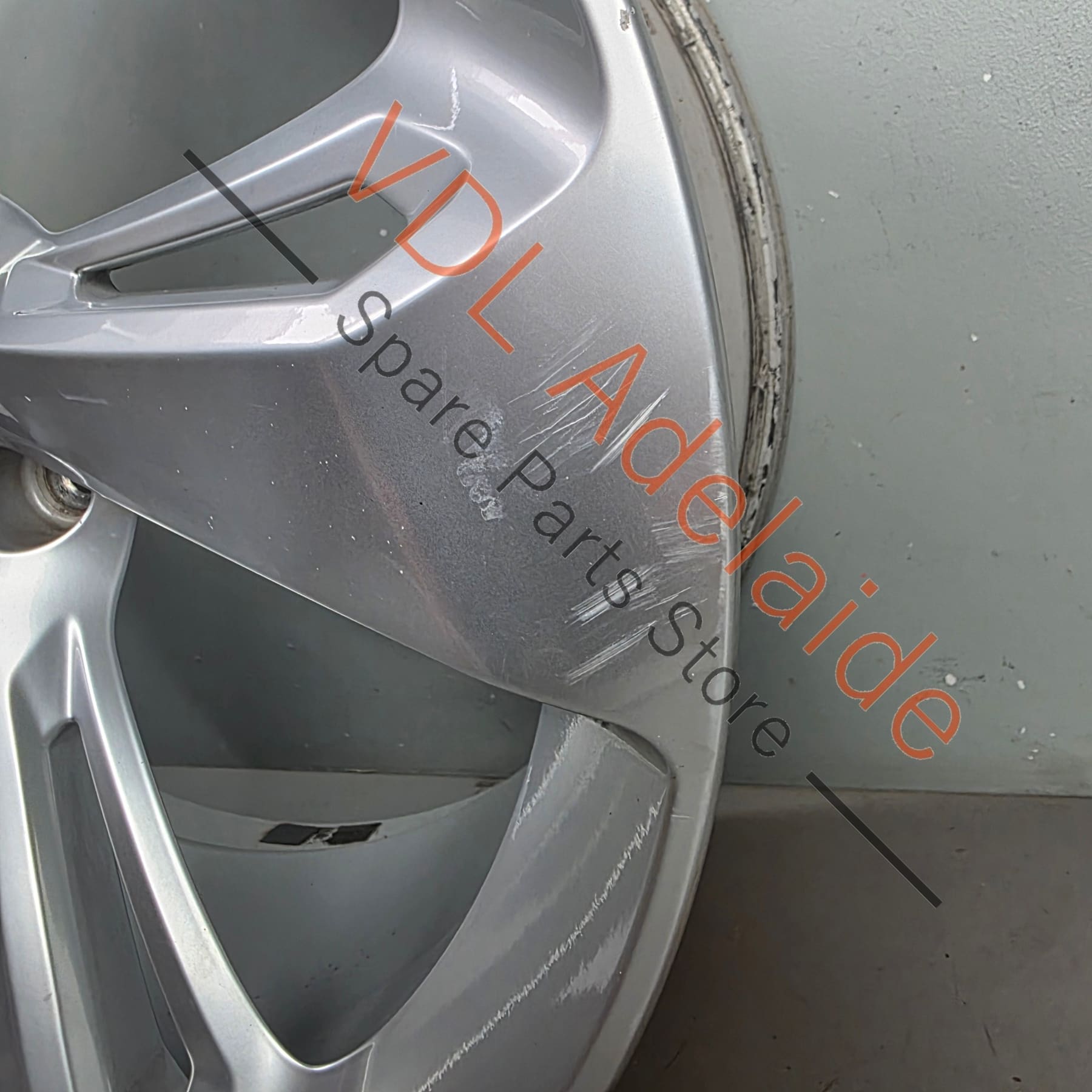 36A601025AA 36A601025AH 36A601025J 36A601025AN Bentley Bentayga 22in x 10in Alloy Wheel for Right Side 36A601025AA #04