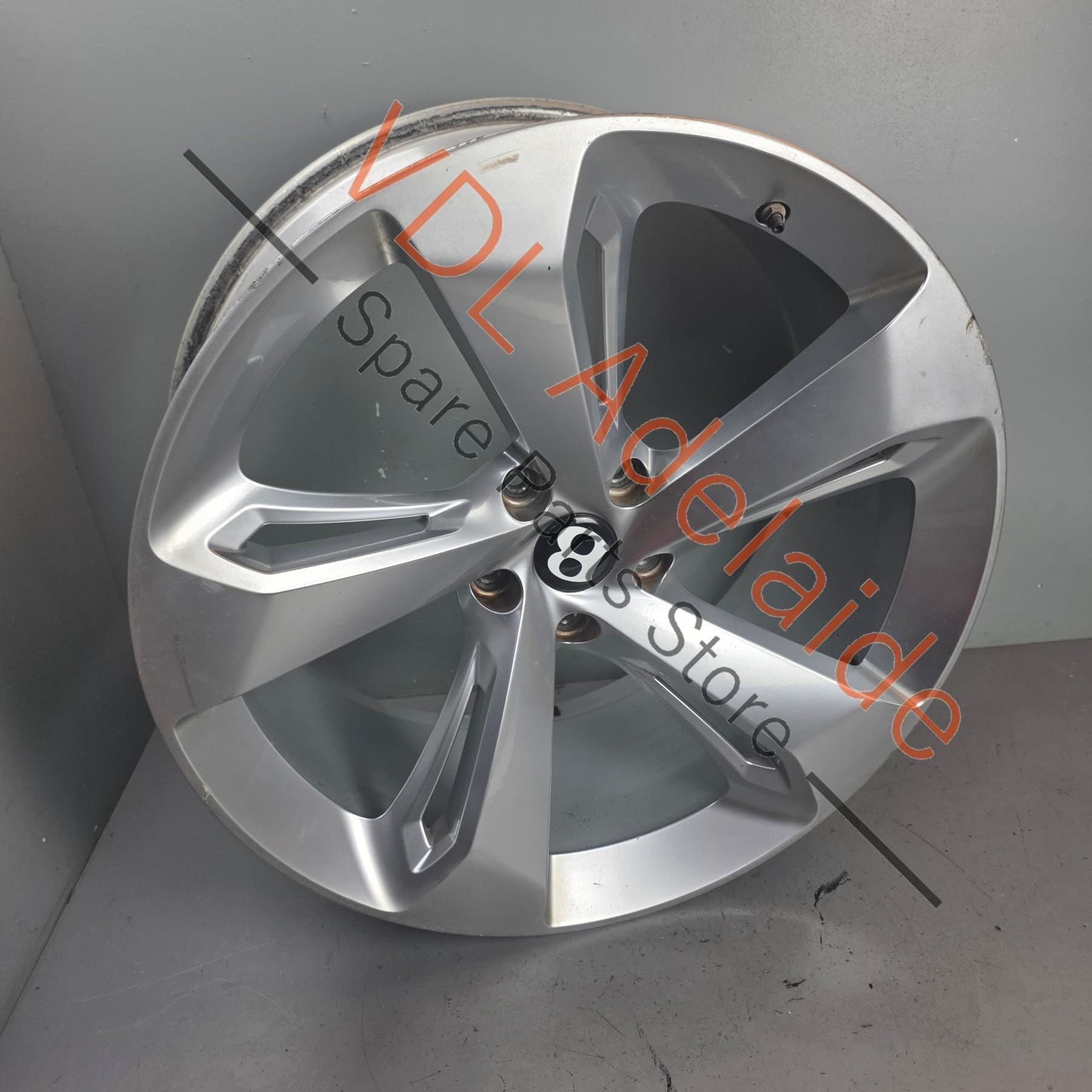 36A601025AB 36A601025AF 36A601025AT 36A601025K Bentley Bentayga 22in x 10in Alloy Wheel for Right Side 36A601025AB #02