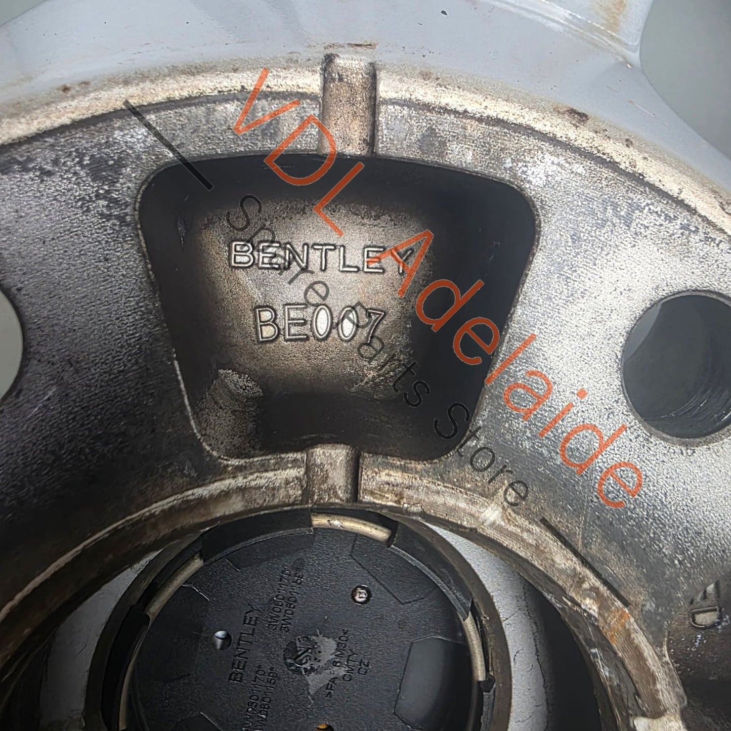 36A601025AB 36A601025AF 36A601025AT 36A601025K Bentley Bentayga 22in x 10in Alloy Wheel for Right Side 36A601025AB #03