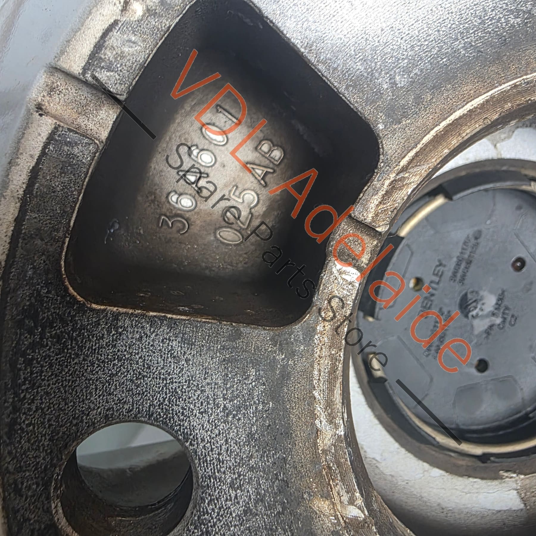36A601025AB 36A601025AF 36A601025AT 36A601025K Bentley Bentayga 22in x 10in Alloy Wheel for Right Side 36A601025AB #03