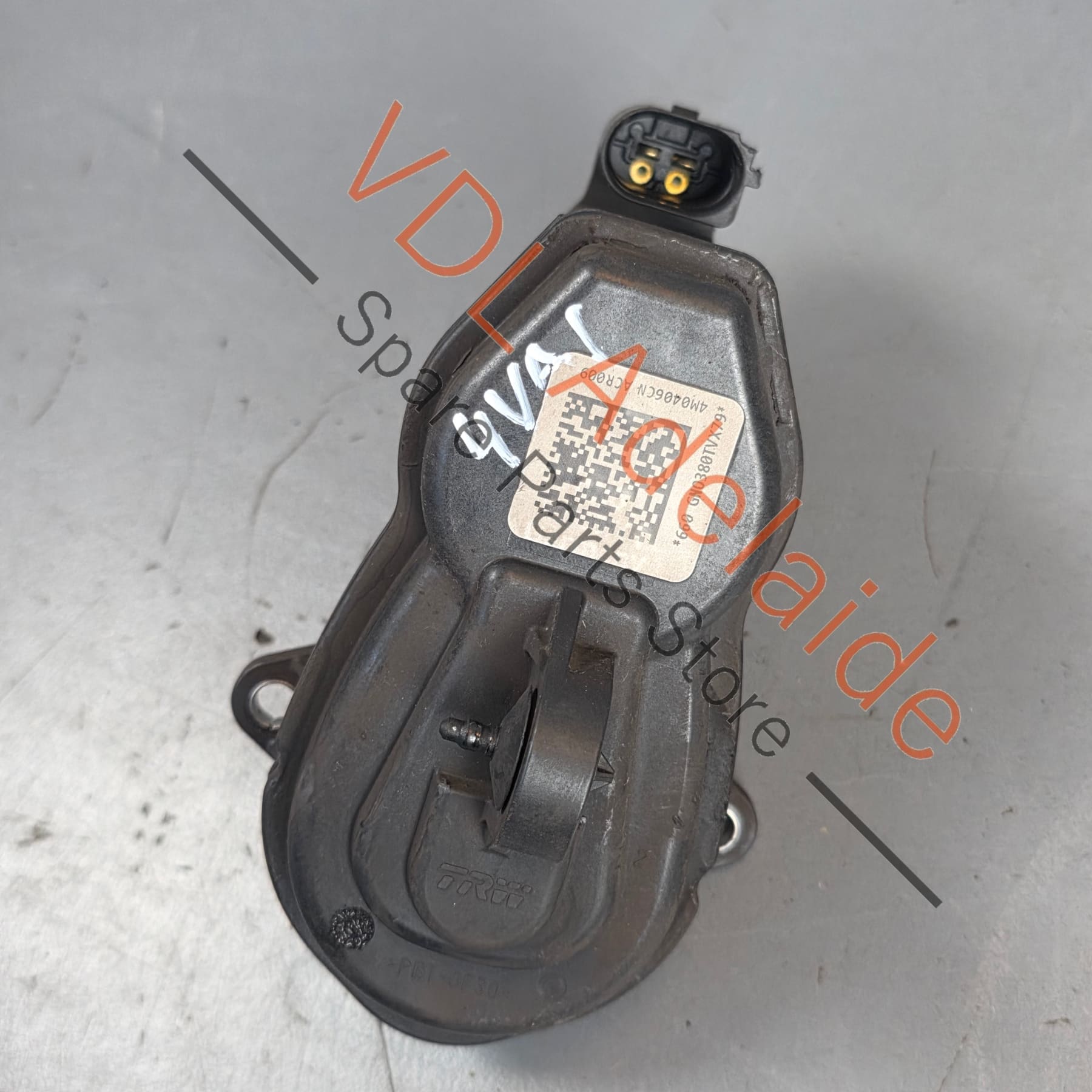 4M0998281    4M0998281 AUDI Q7 Q8 A8 e-tron VW Touareg Bentayga Rear Brake Servo EPB Park Brake Motor