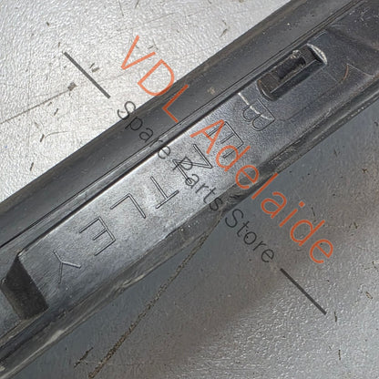36A854328A   Bentley Bentayga 4V Windscreen Water Deflector Strip Trim Right 36A854328A
