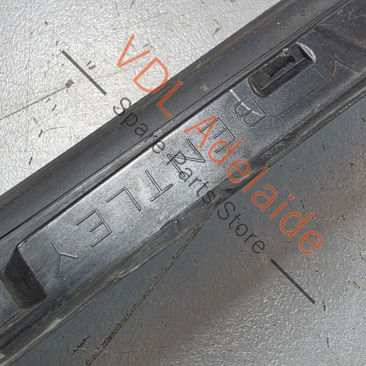 36A854328A   Bentley Bentayga 4V Windscreen Water Deflector Strip Trim Right 36A854328A