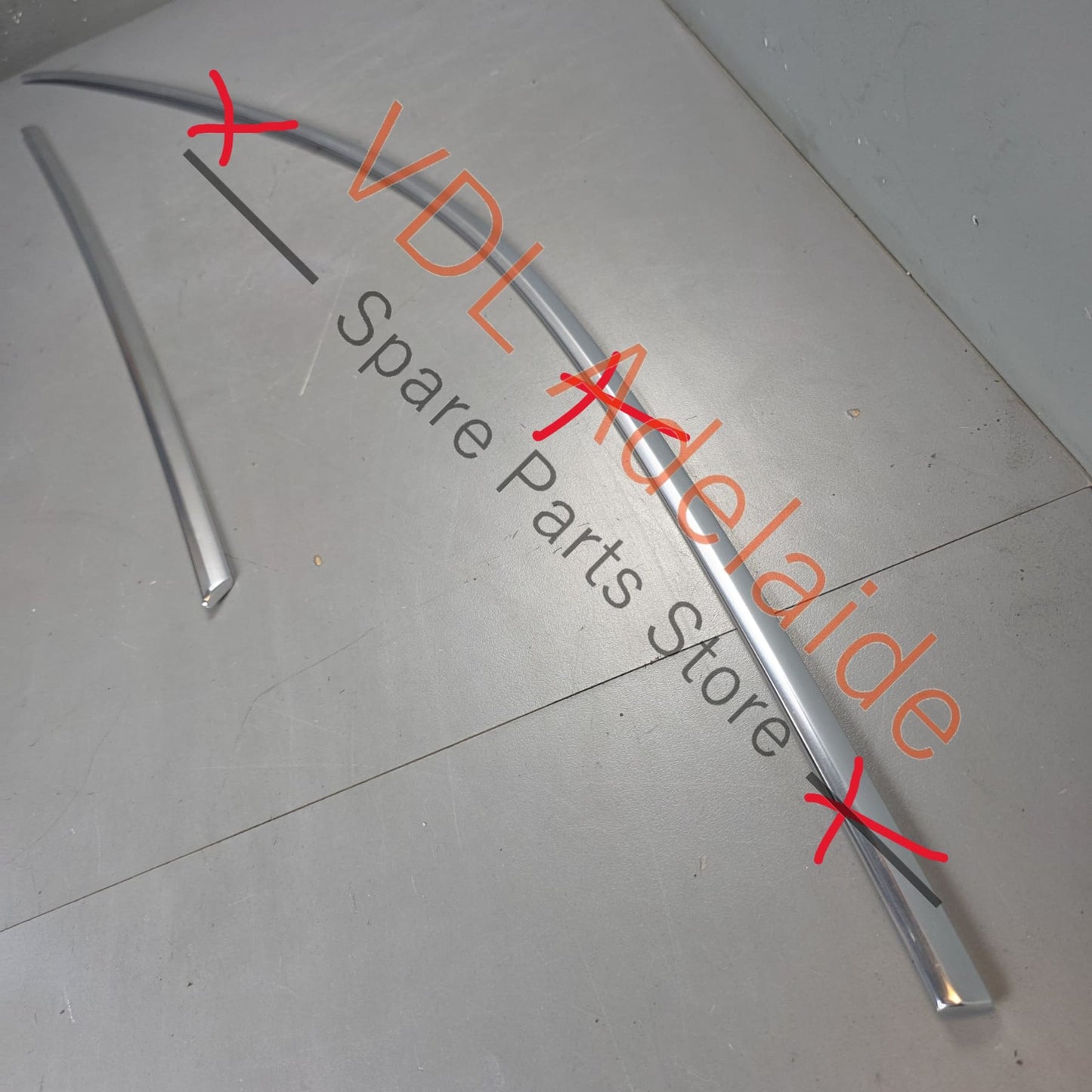 36A853907   Bentley Bentayga 4V Chrome Door Trim Strip for Window Rear Left Upper 36A853907