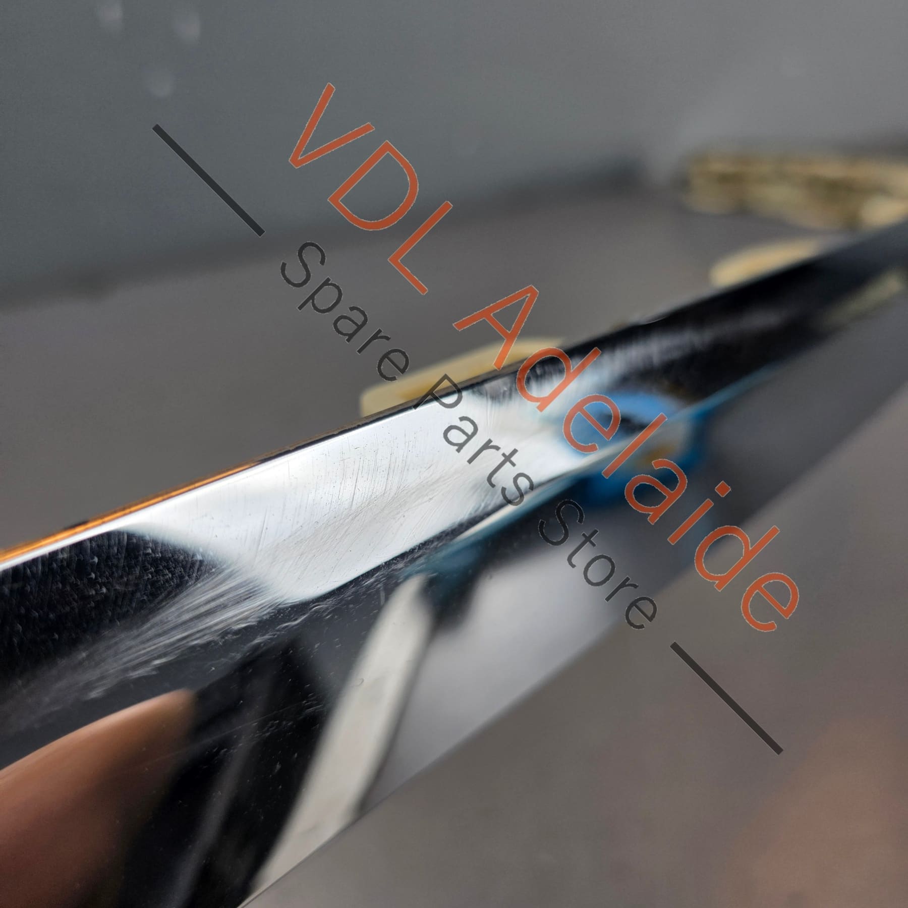 36A807917 36A807723  Bentley Bentayga Rear Bumper Left Chrome Trim Moulding 36A807917