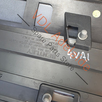 36A853054 36A853190 36A853072A Bentley Bentayga 4V Front Right Exterior Door Molding with Chrome Insert 36A853054 36A853190