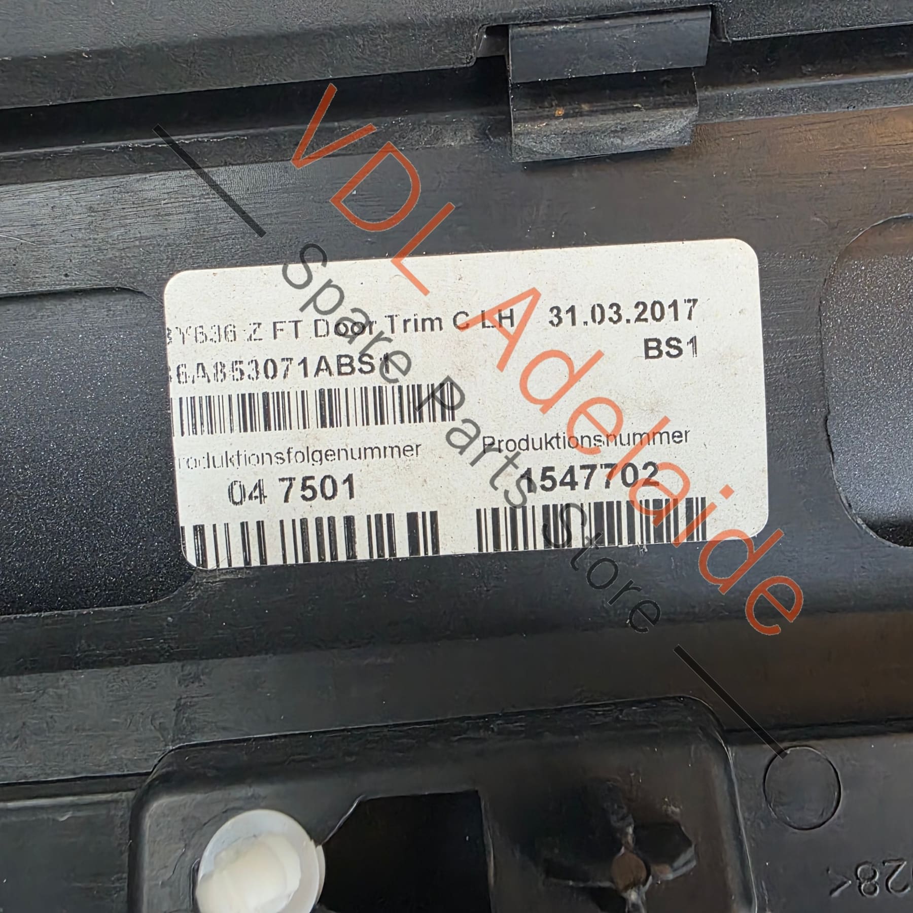 36A853053 36A853189 36A853071A Bentley Bentayga 4V Front Left Exterior Door Molding with Chrome Insert 36A853053 36A853189