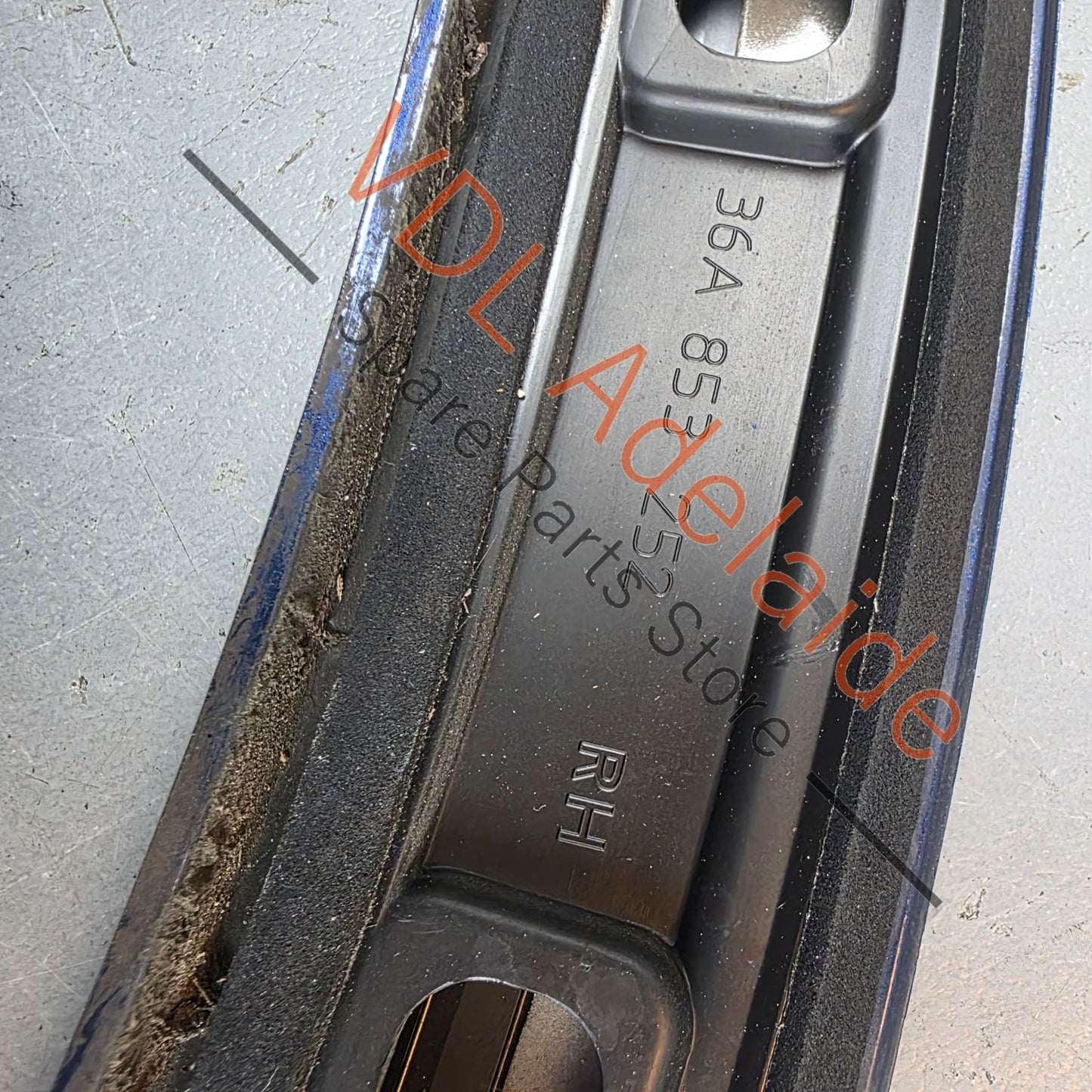 36A853818 36A853818GRU  Bentley Bentayga 4V Right Rear Wheel Arch Flare Trim Molding 36A853818