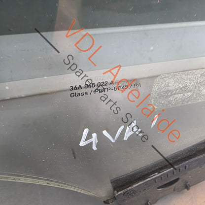 36A845022A   Bentley Bentayga 4V Right Front Door Glass Window 36A845022A