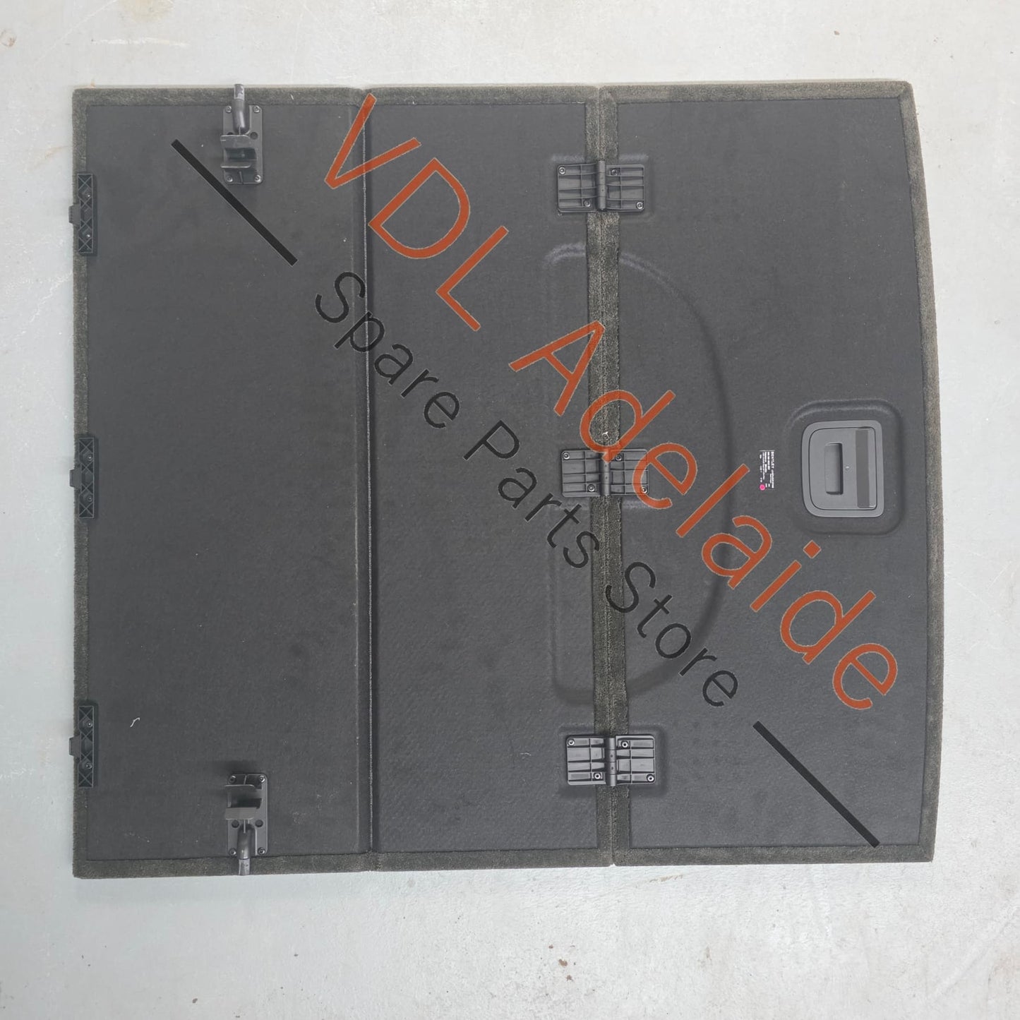 36A863462A4BH   Bentley Bentayga Cargo Floor Panel Carpet Beluga 36A863462A 4BH