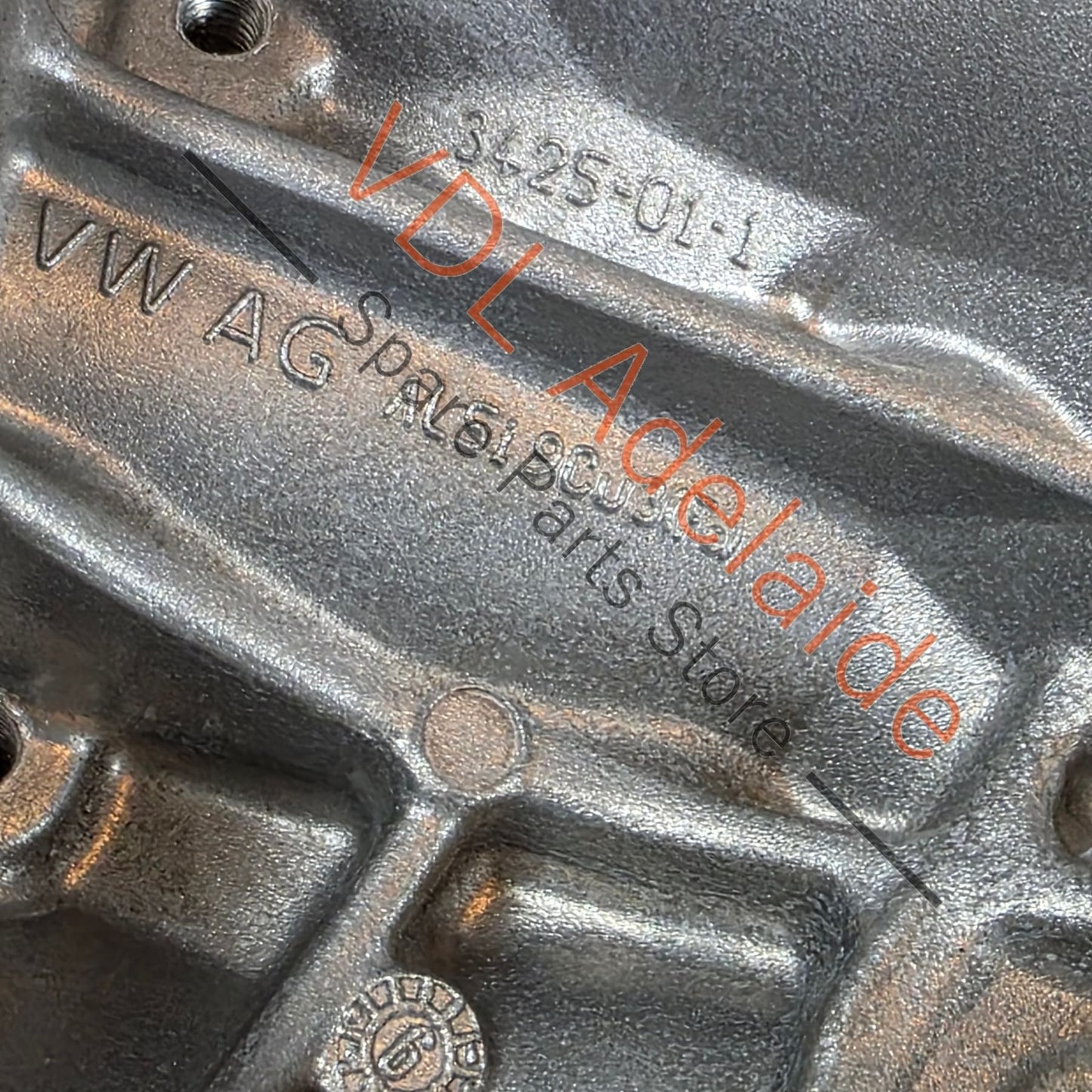 4M0399113B   Aud VW V8 Engine Mount Bracket Aluminium 4M0399113B Left