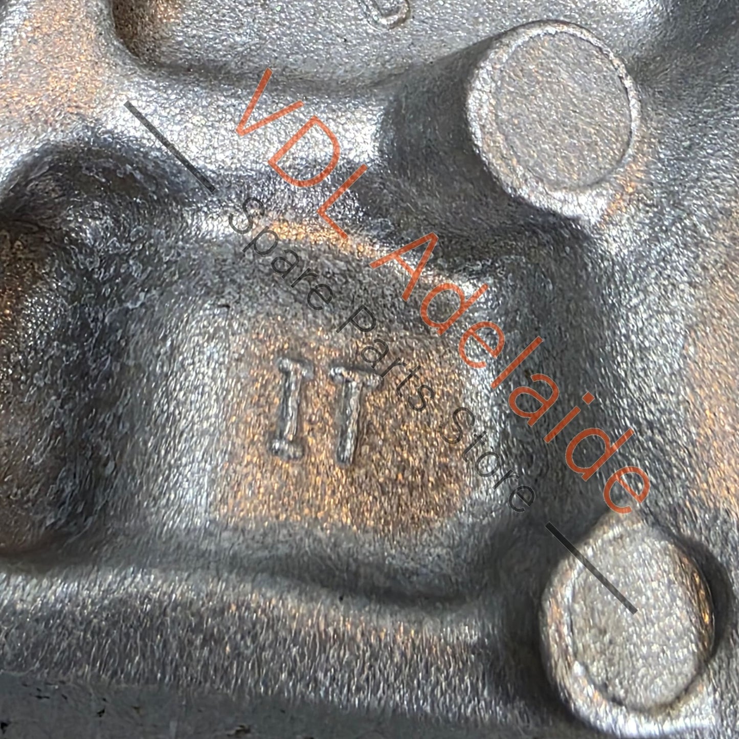 4M0399113B   Aud VW V8 Engine Mount Bracket Aluminium 4M0399113B Left