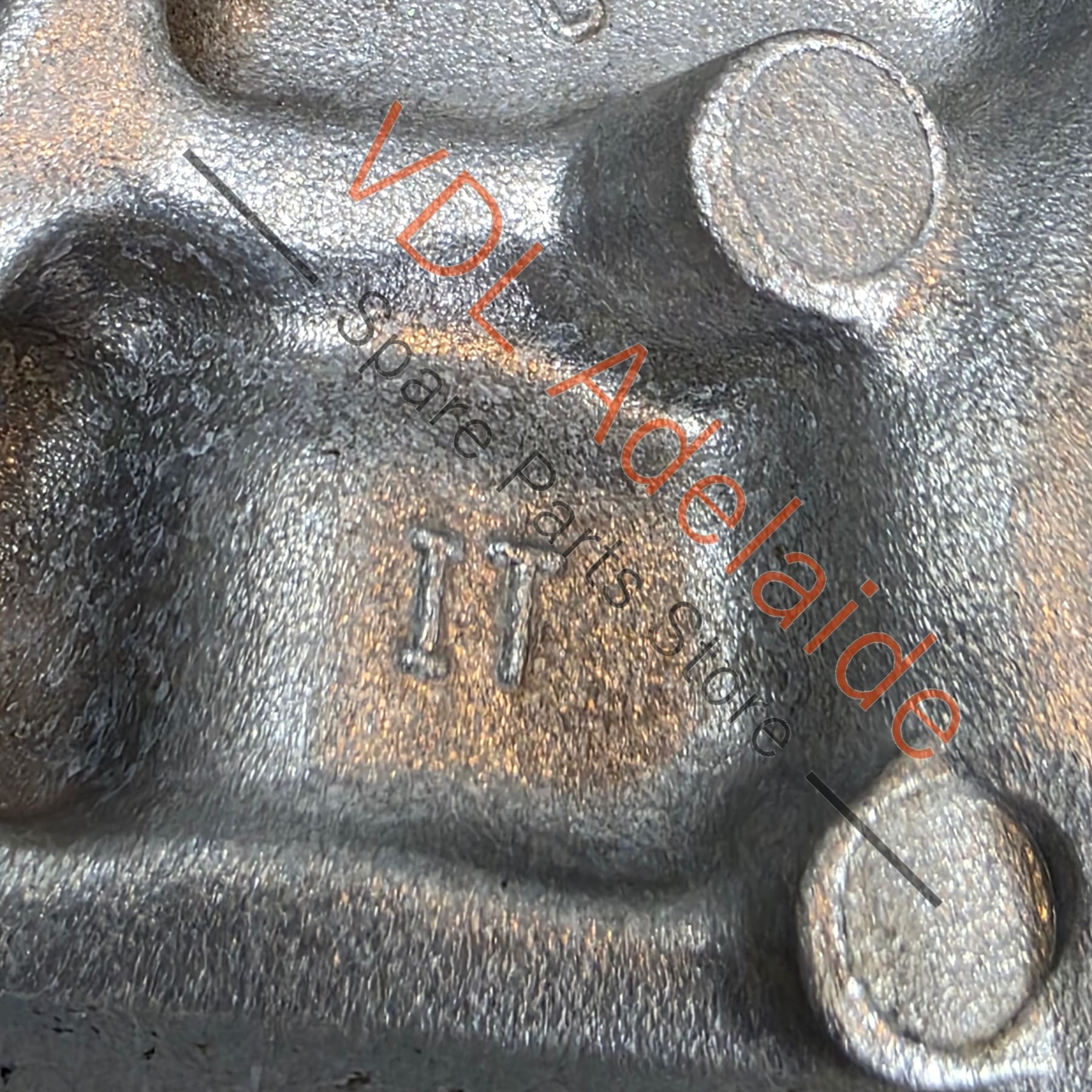 4M0399113B   Aud VW V8 Engine Mount Bracket Aluminium 4M0399113B Left