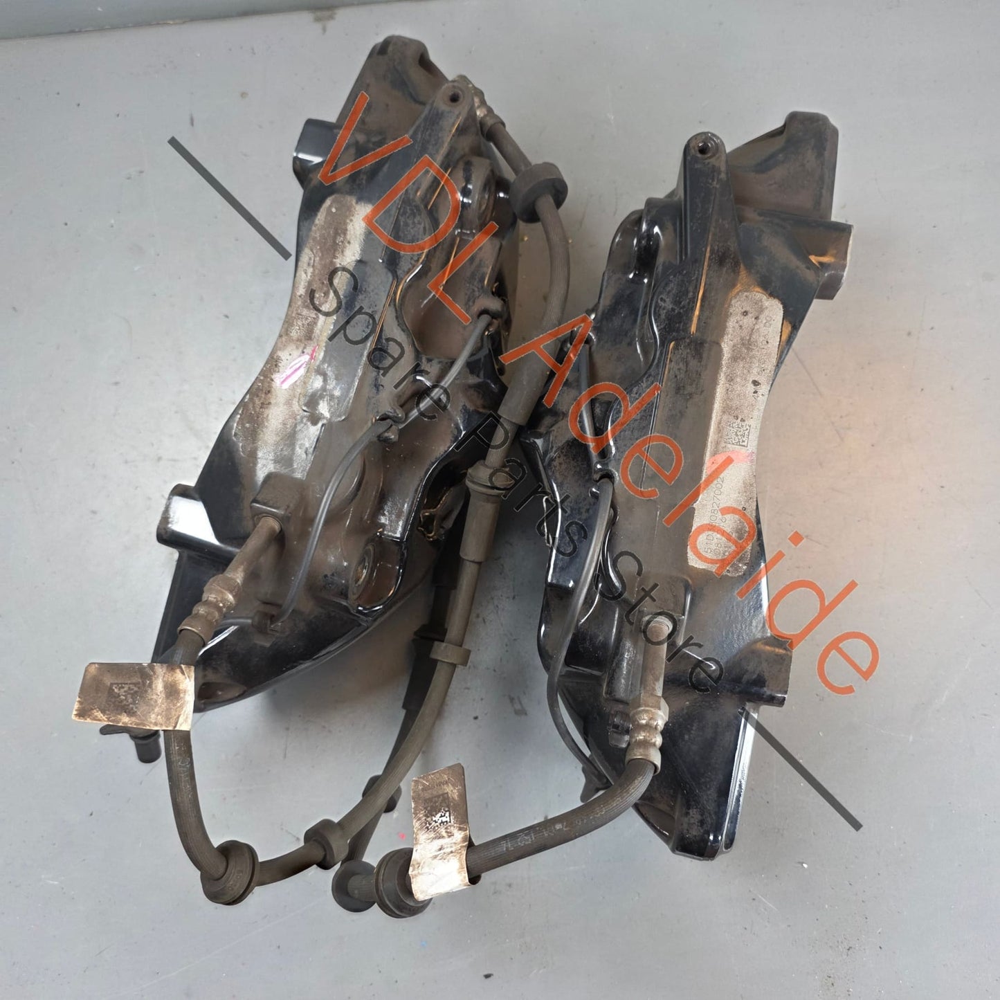 36A615107B 36A615108B  Bentley 400mm Akebono Front Brake Caliper Set 6x Piston
