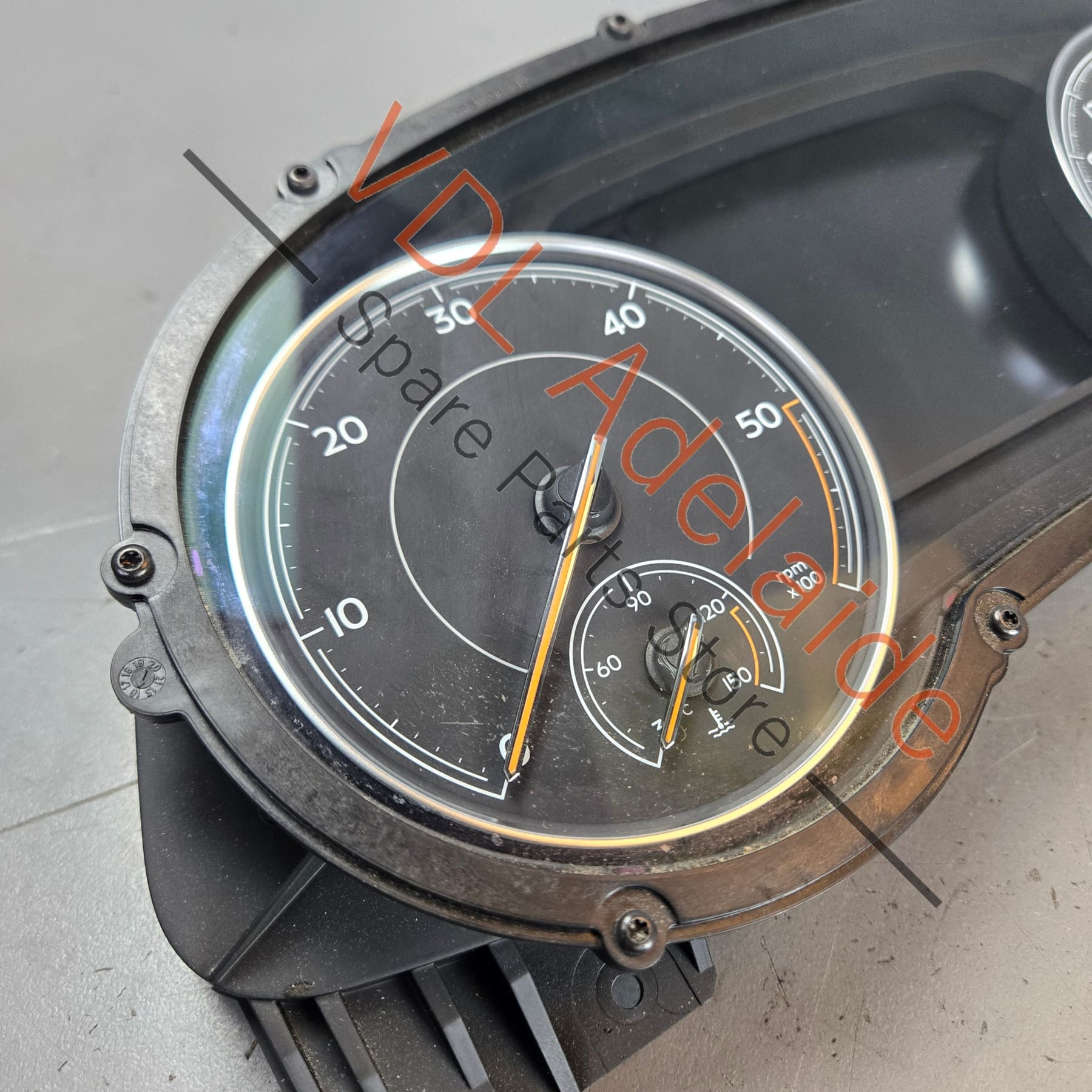 36A920770B   Bentley Bentayga Dashboard Cluster 36A920770B Kombiinstrument