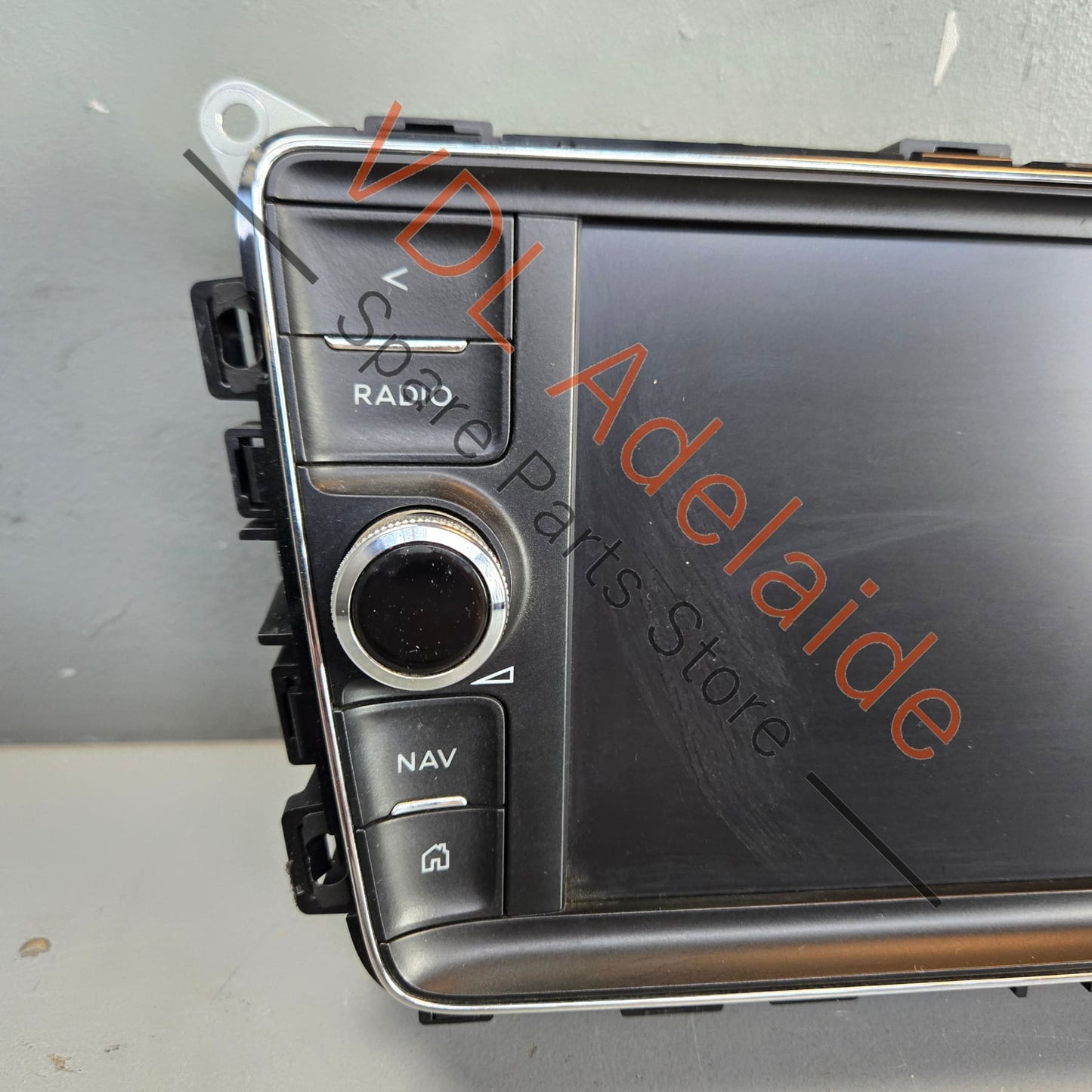 36A919606A    Bentley Bentayga Radio Touch Screen Display Panel 36A919606A