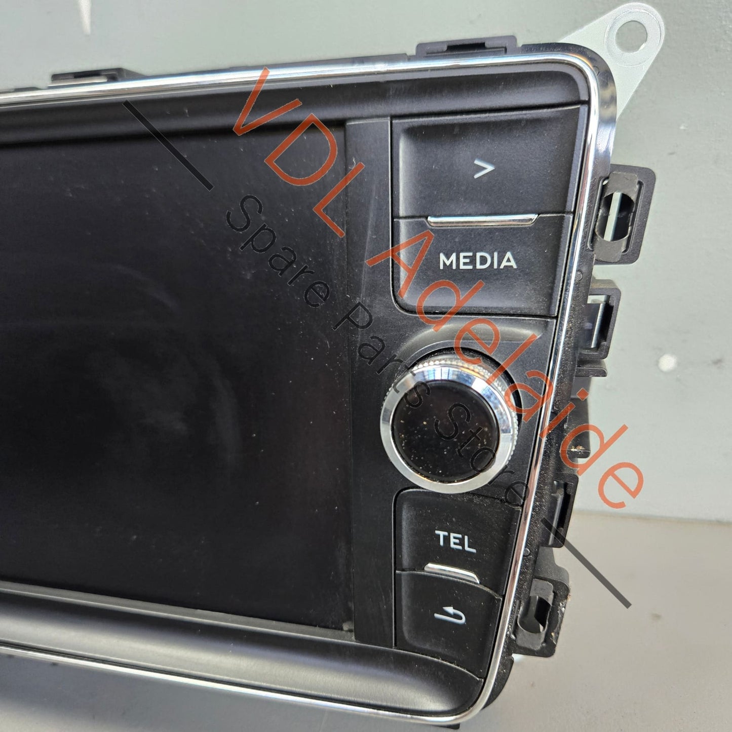 36A919606A    Bentley Bentayga Radio Touch Screen Display Panel 36A919606A