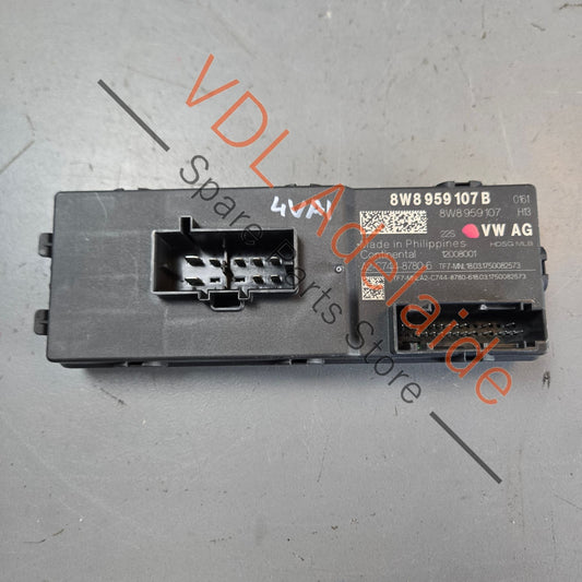 8W8959107B    VW Audi Bentley Rear Boot Trunk Control Module 8W8959107D