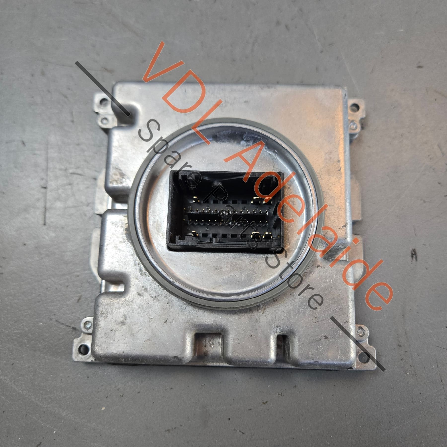 7PP941572AB    GENUINE OEM Bentley Bentayga LED Headlight Control Module 7PP941572AB