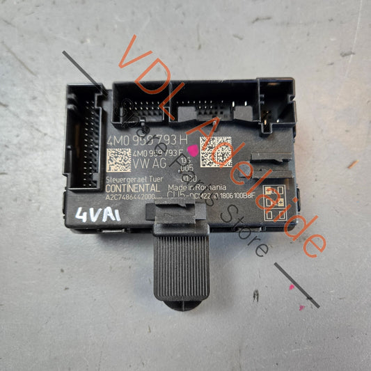 4M0959793H    Audi Bentley VW Door Control Module 4M0959793H
