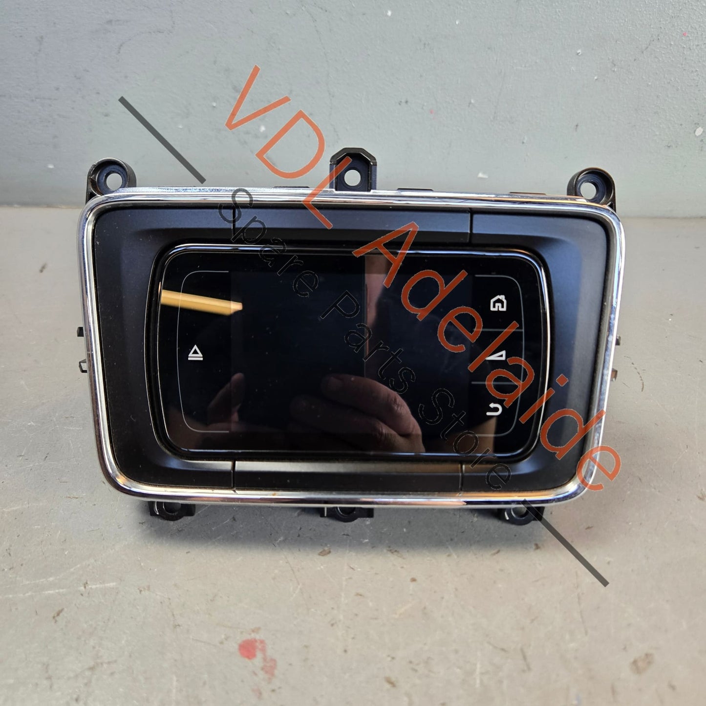36A035189 4W0035705C   Bentley Bentayga Rear Seat Climate and Multimedia Control Panel Remote Switch 4W0035705C 36A035189