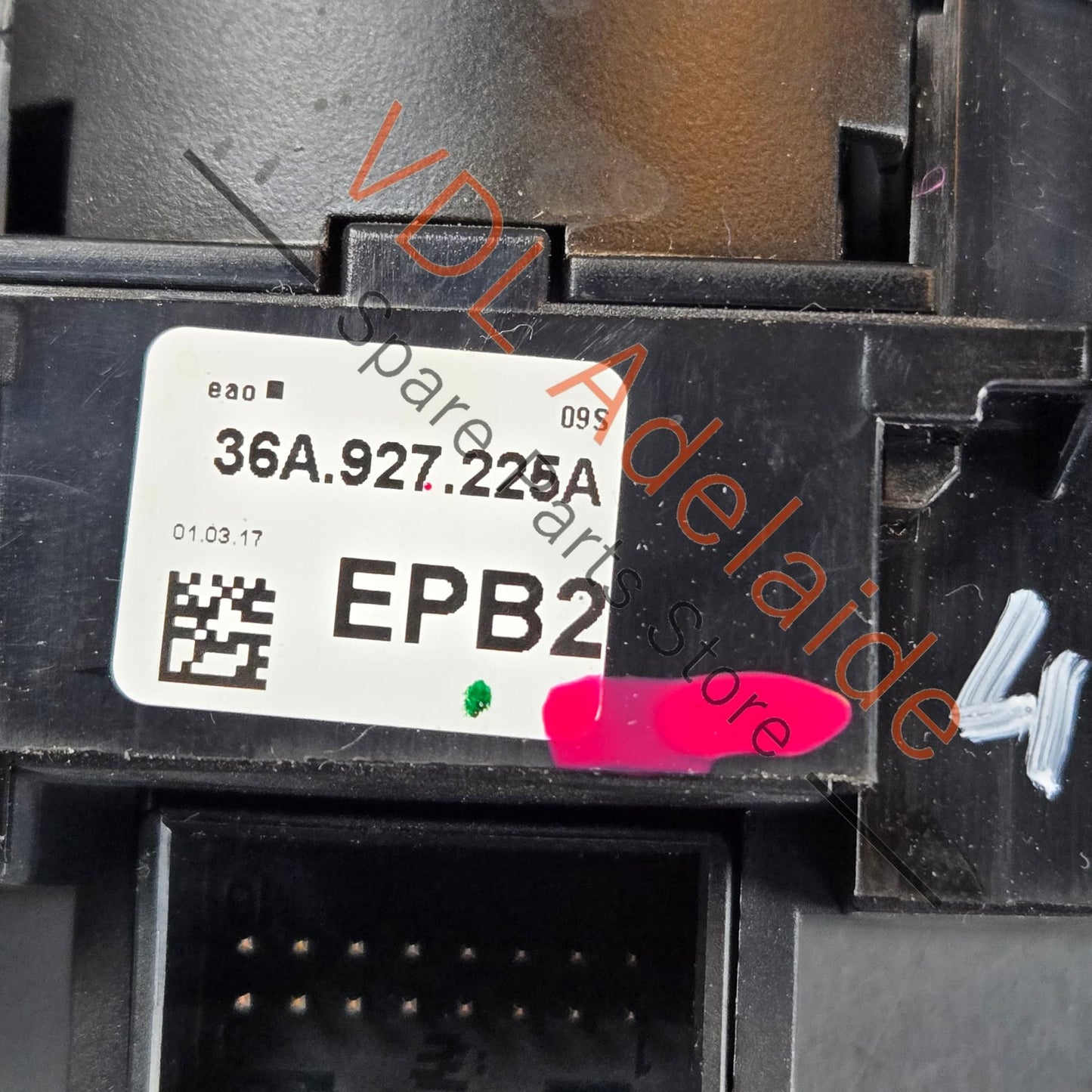 36A927225A    Bentley Bentayga EPB Electric Park Brake Switch 36A927225A