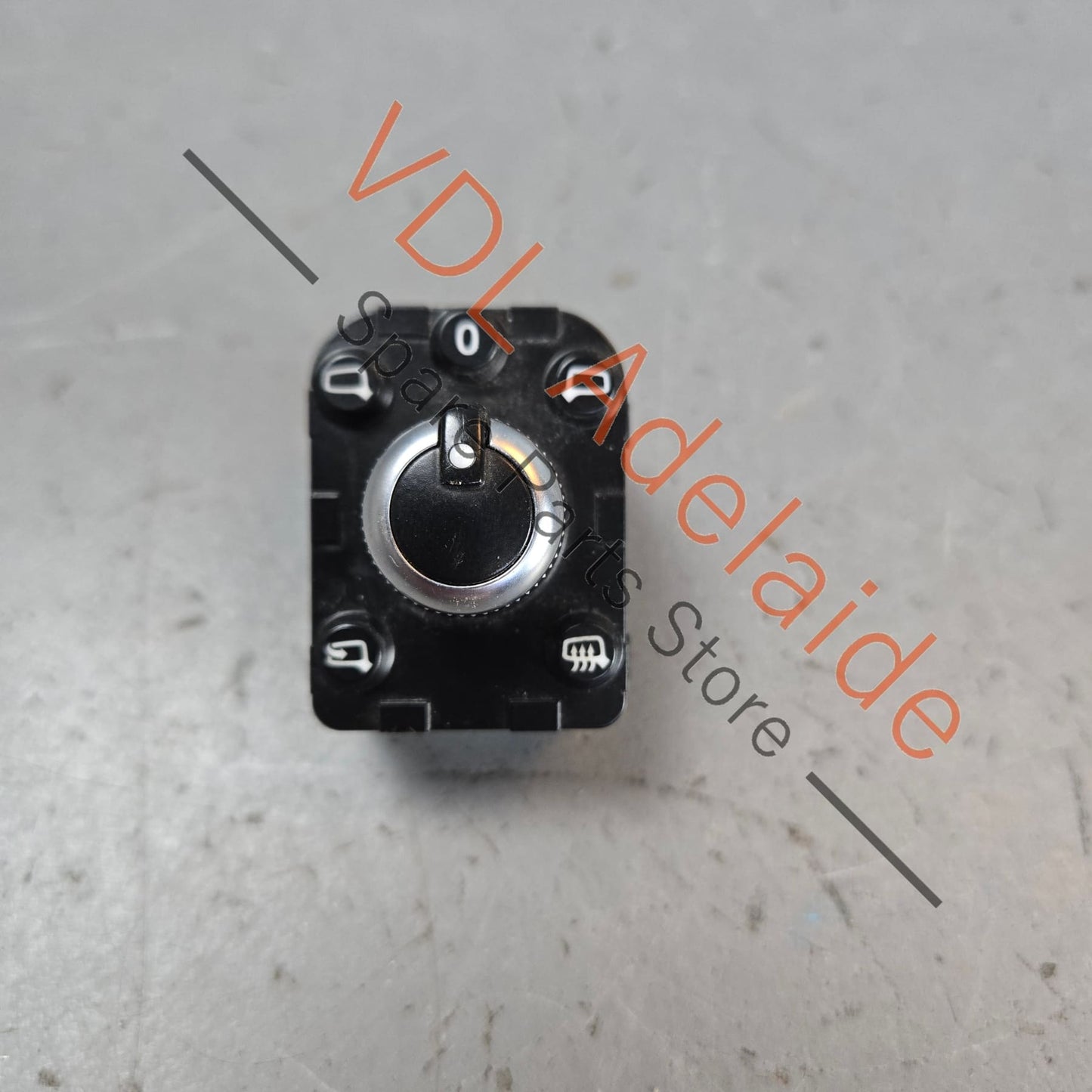 36A959565C    Bentley Bentayga Power Mirror Switch 36A959565C