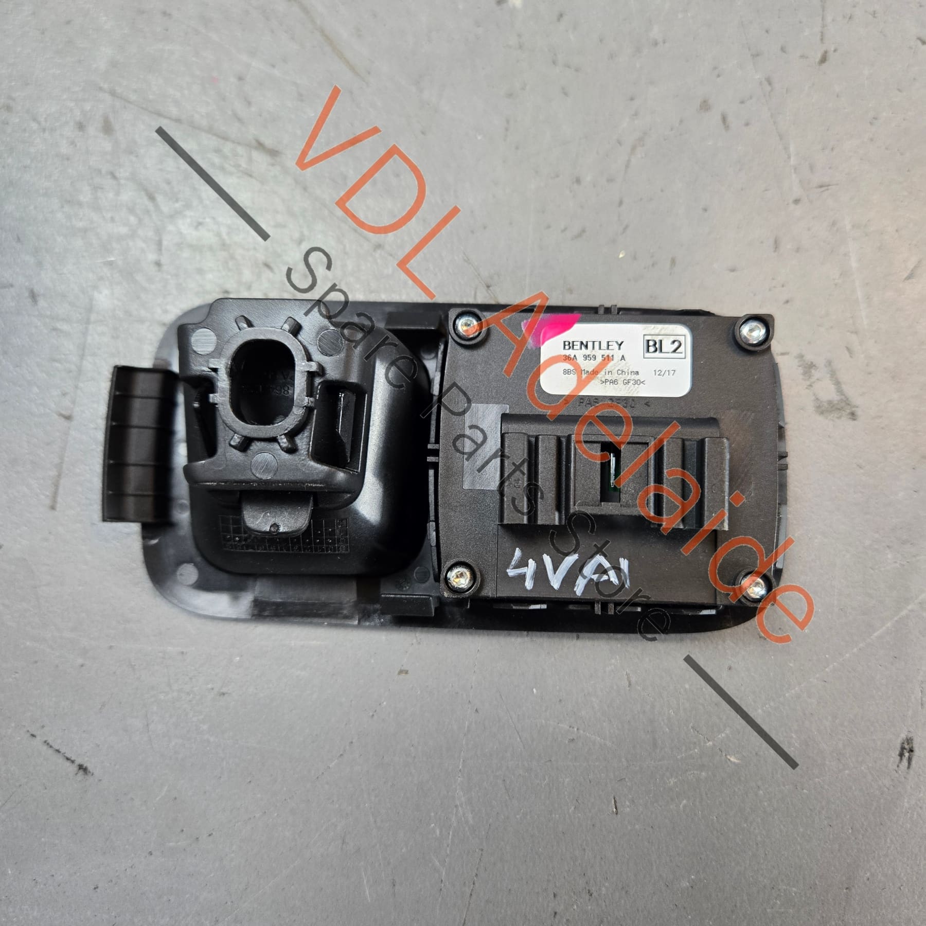 36A959511A    Bentley Bentayga Trailer Load Lowering Switch 36A959511A