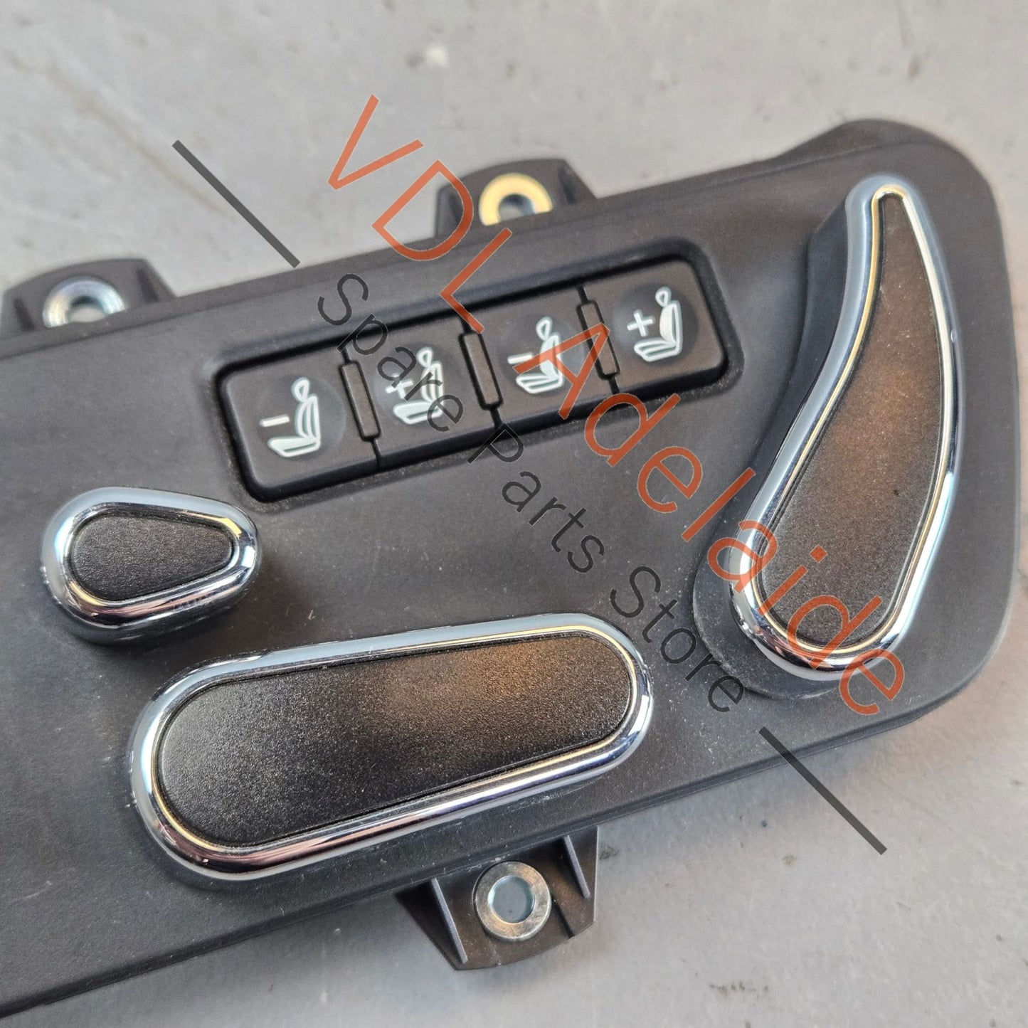 36A959747A    Bentley Bentayga Left Seat Adjustment Switch 36A959747A