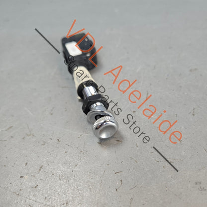 36A819820 3Y0819790C 36A819741  Bentley Bentayga Air Conditioning Vent Adjustment Pull Switch Assy 36A819820 3Y0819790C 36A819741 Front Centre