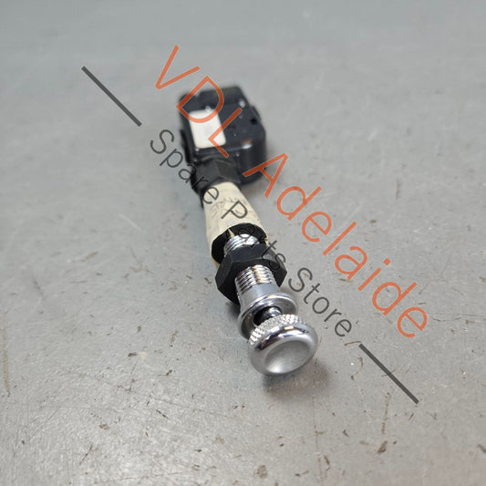 36A819820 3Y0819790C 36A819741  Bentley Bentayga Air Conditioning Vent Adjustment Pull Switch Assy 36A819820 3Y0819790C 36A819741 Rear Centre