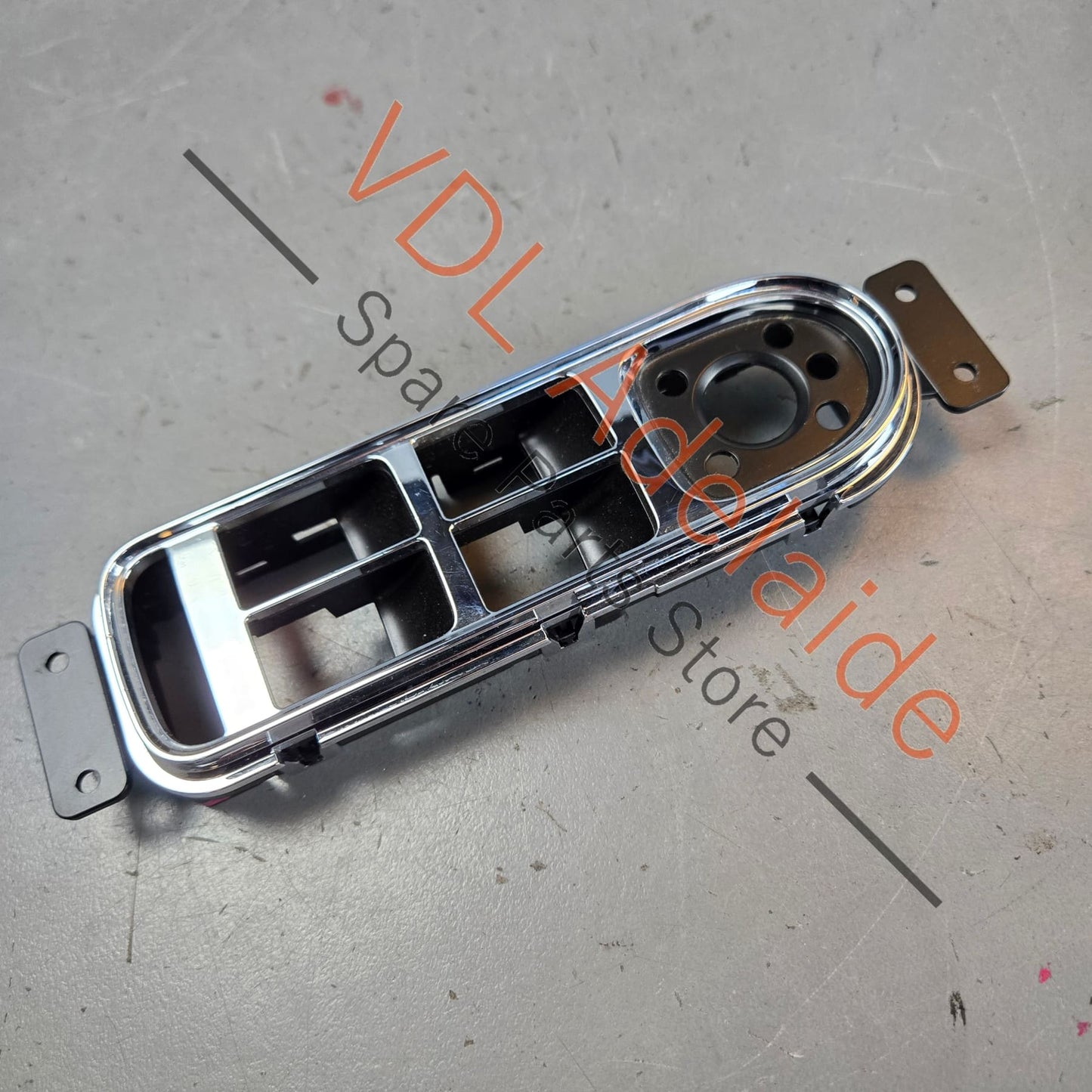 36A959517 36A858523B   Bentley Bentayga Drivers Door Switch Trim Chrome 36A959517 36A858523B