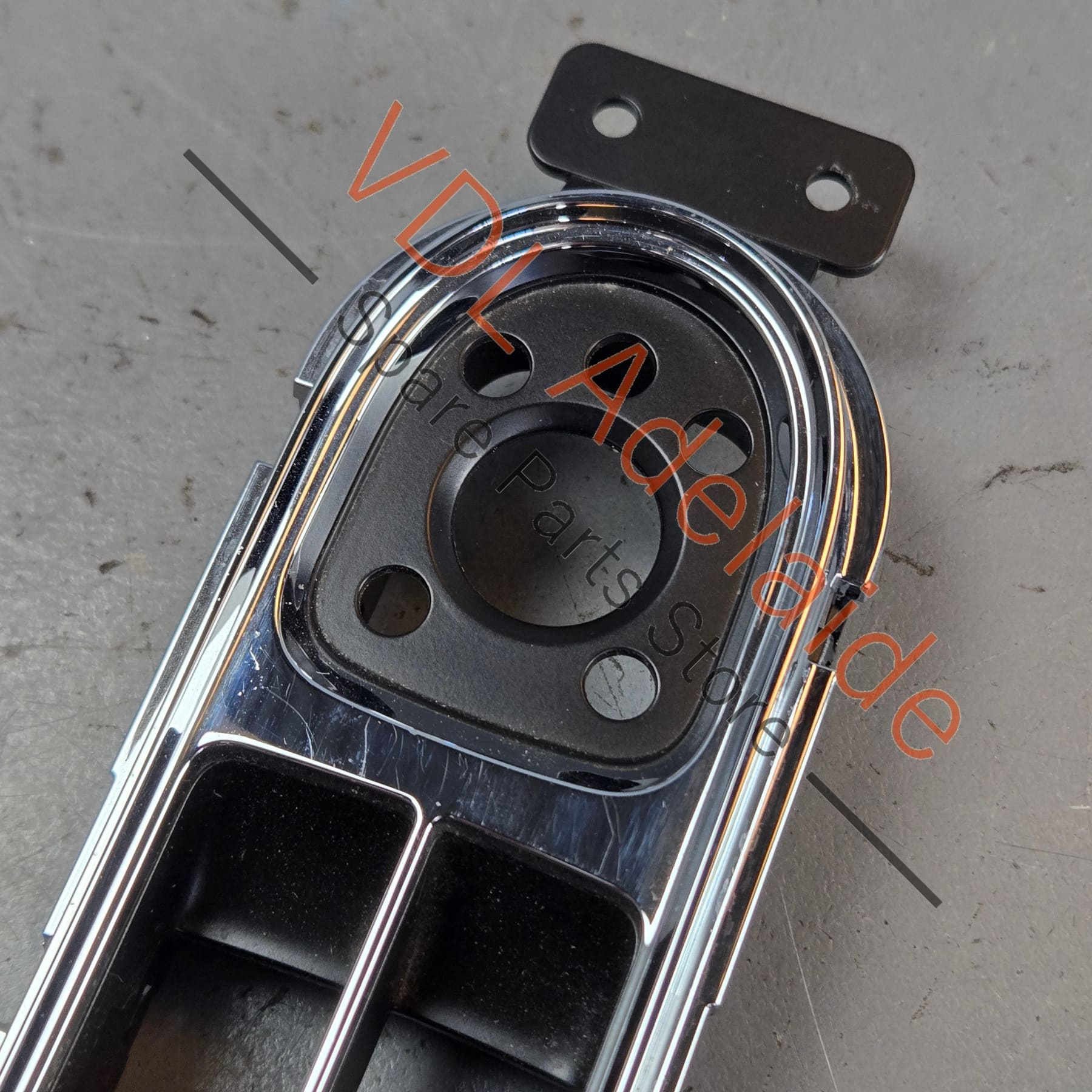 36A959517 36A858523B   Bentley Bentayga Drivers Door Switch Trim Chrome 36A959517 36A858523B