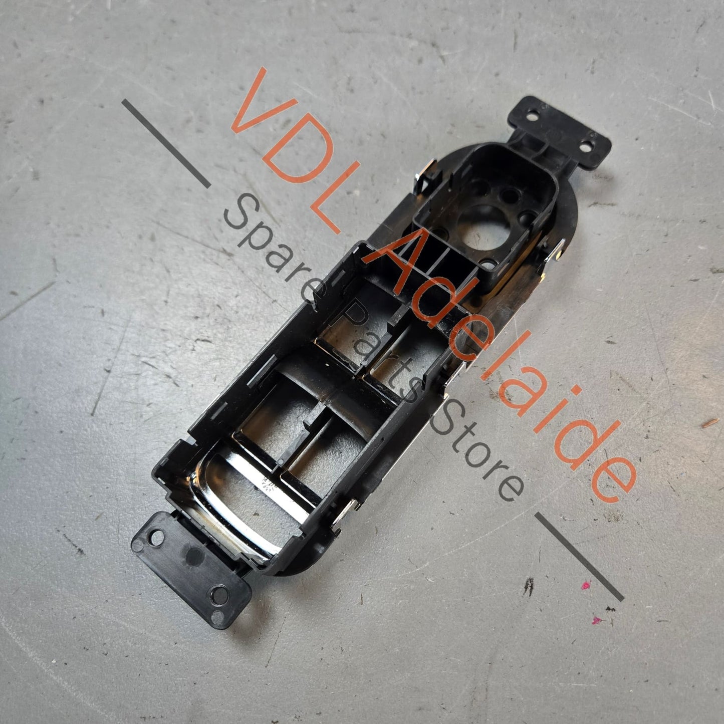 36A959517 36A858523B   Bentley Bentayga Drivers Door Switch Trim Chrome 36A959517 36A858523B